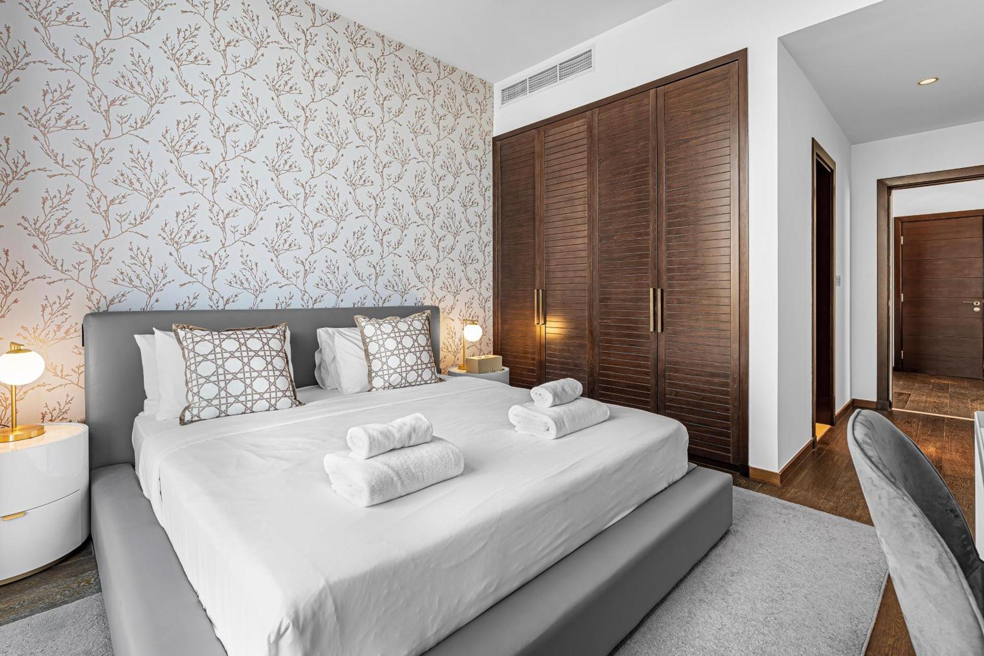 Tiara Residence Deluxe 3 Bedroom Apartment With Private Beach, Burj & Atlantis Sea View Appartement