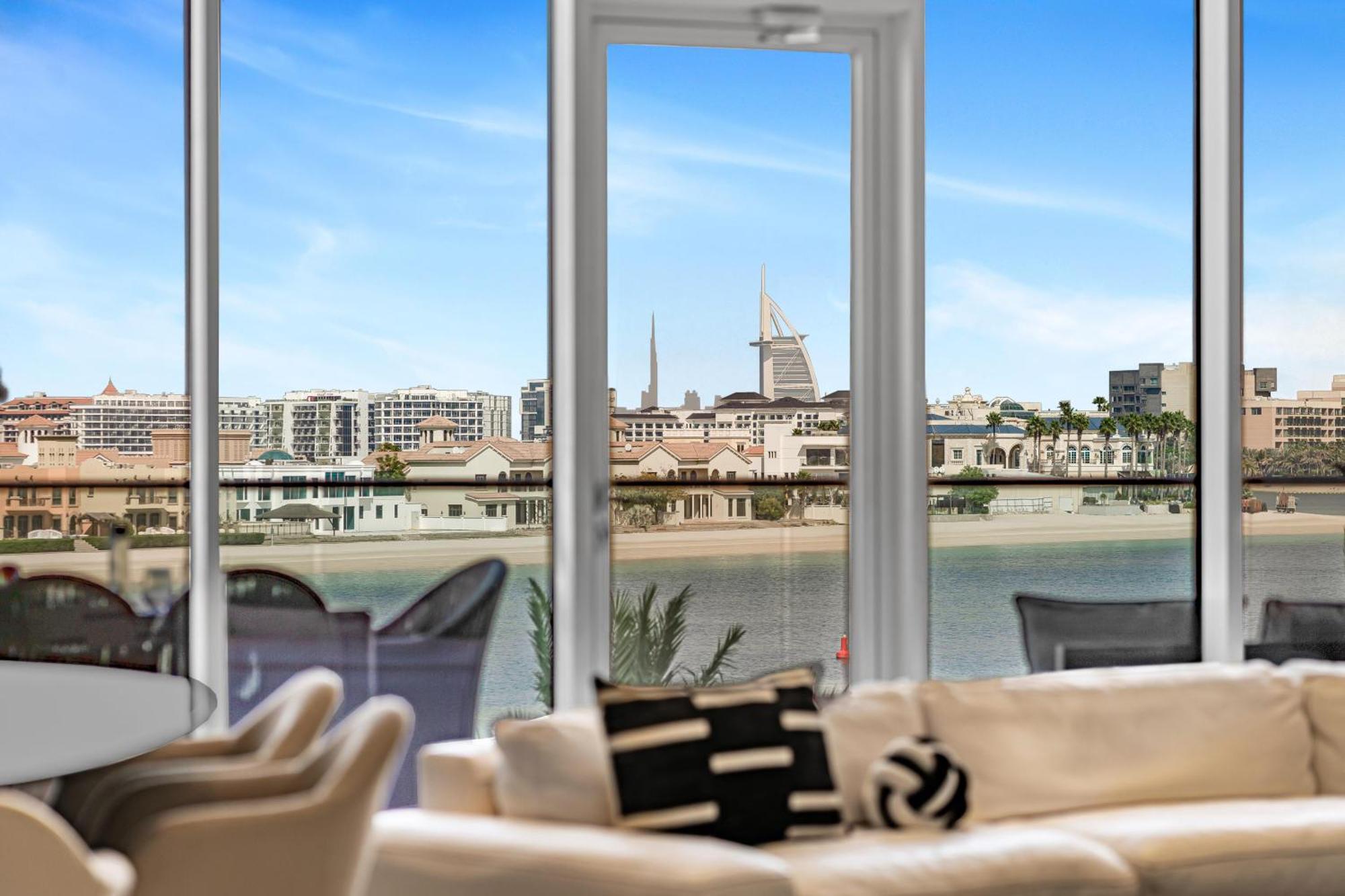 Appartement Tiara Residence Deluxe 3 Bedroom Apartment With Private Beach, Burj & Atlantis Sea View Dubaï