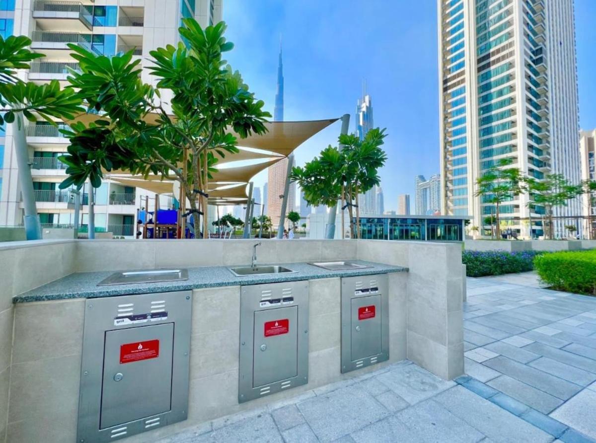 3 Bdr Downtown Views Ii With Burj Khalifa Views * Dubaï