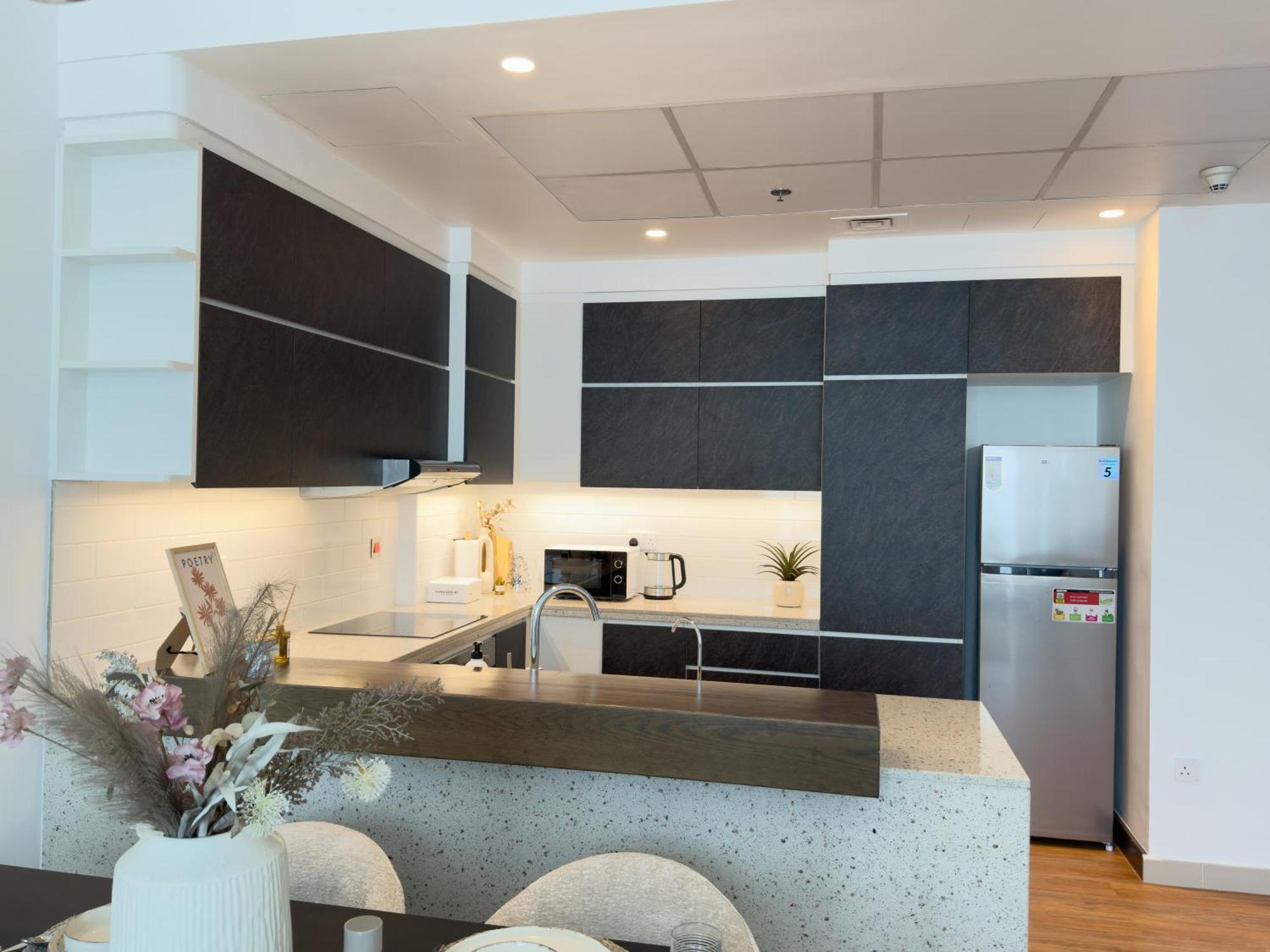 Elite Business & Family Turnkey 2br In Oia Motor Lägenhet Dubai