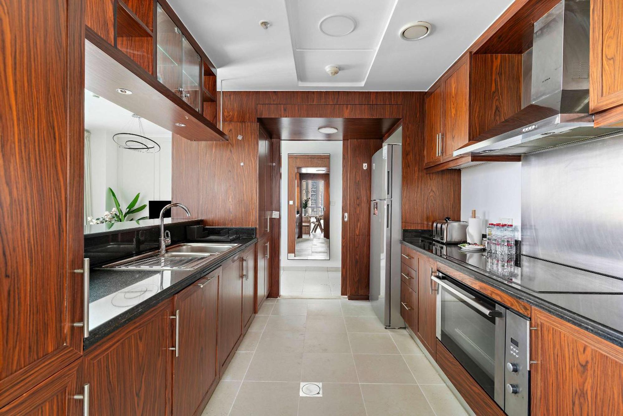Silkhaus Residences Towers 3br Near Burj Khalifa Lejlighed *