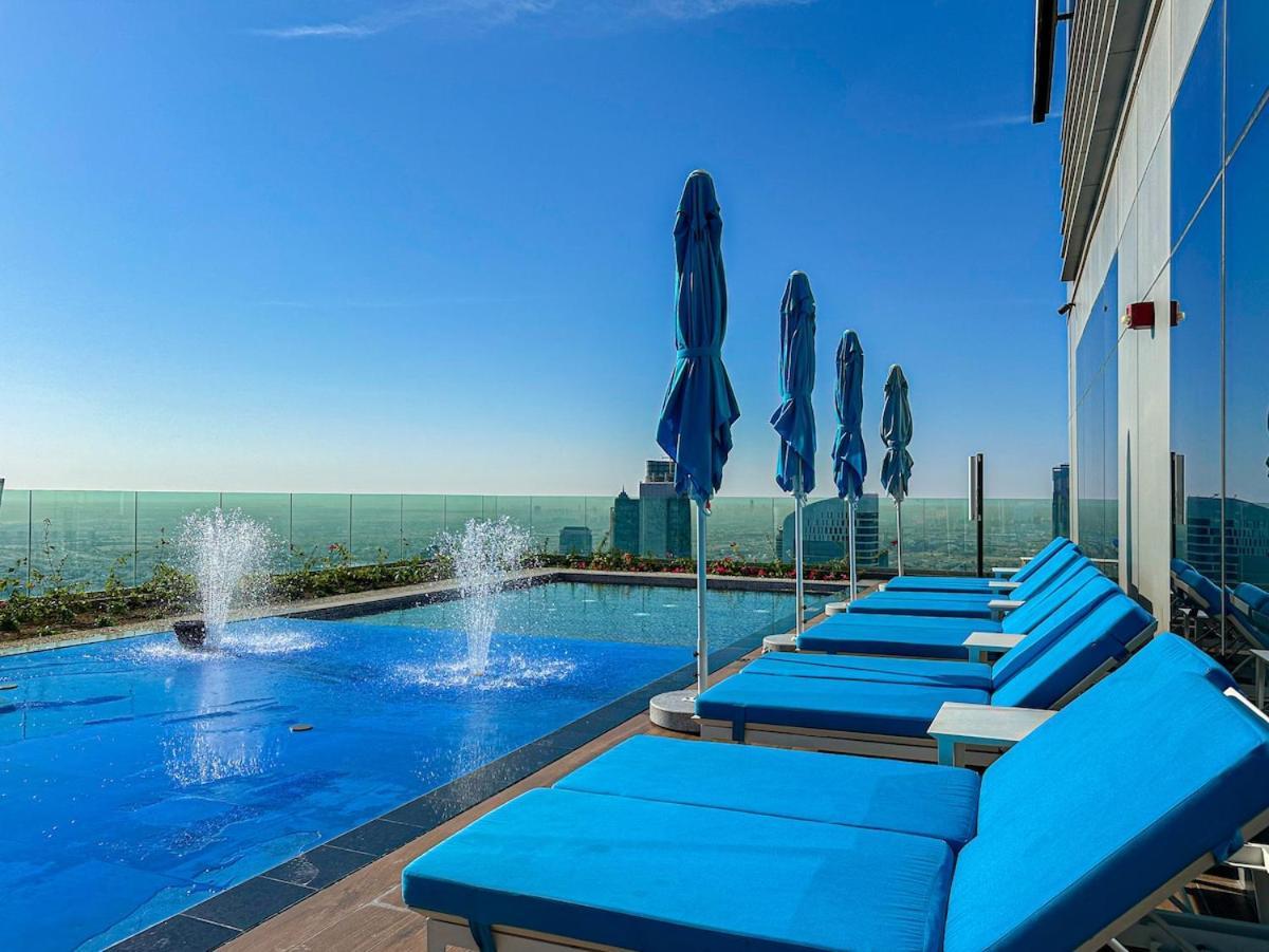 Cloud Nine Panorama & Rooftop Infinity Pool, 3br In Paramount Midtown Appartement *