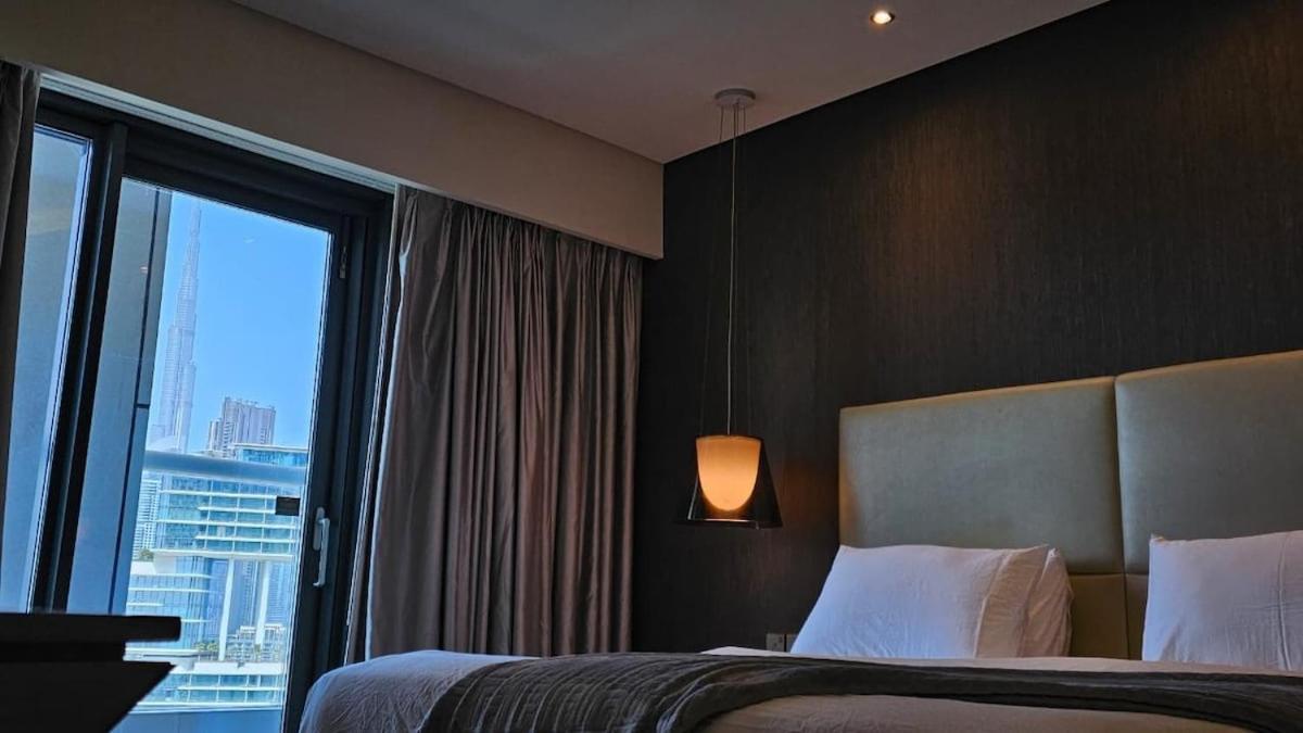 Luxury Burj Khalifa View *