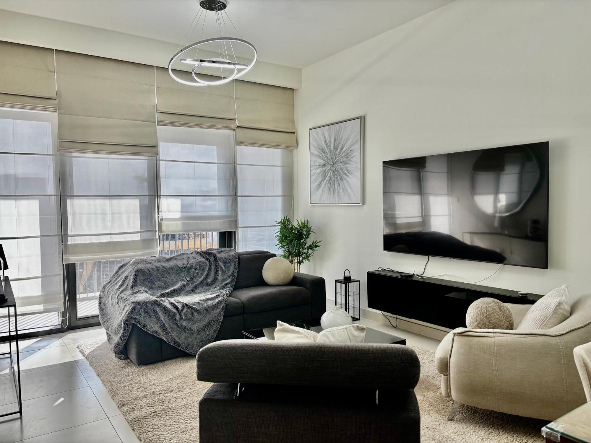 Enjoy A Modern And Trendy In The Heart Of *