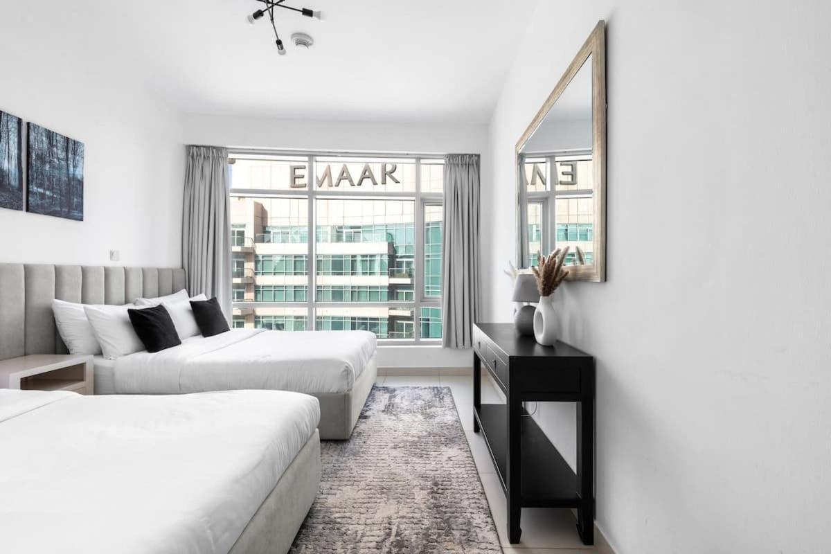 Prime Downtown Burj Khalifa I Sleeps 8 Appartement Dubai