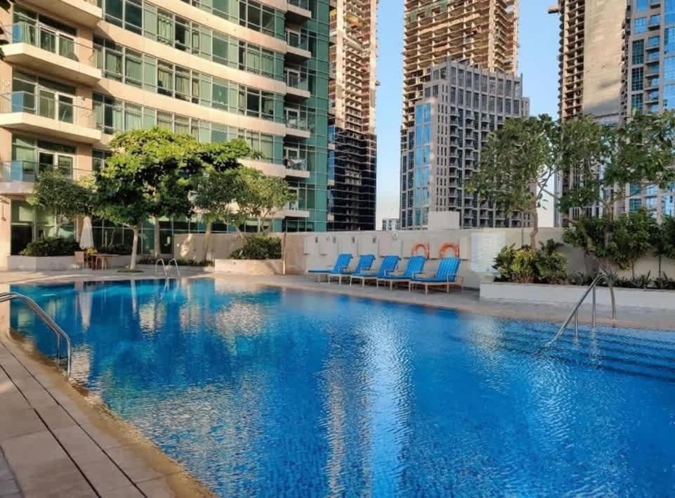 Apartment Prime Downtown Burj Khalifa I Sleeps 8 *