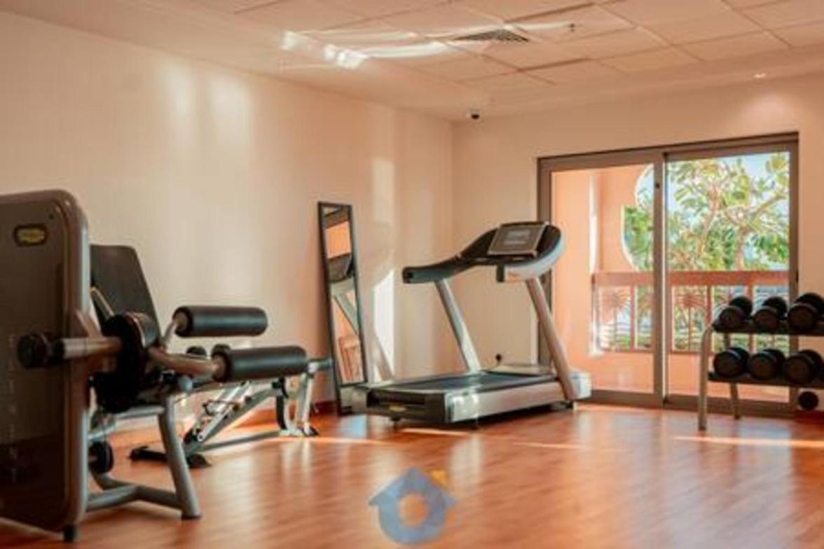 606sa Spacious 3-br Penthouse In Palm Jumeirah *