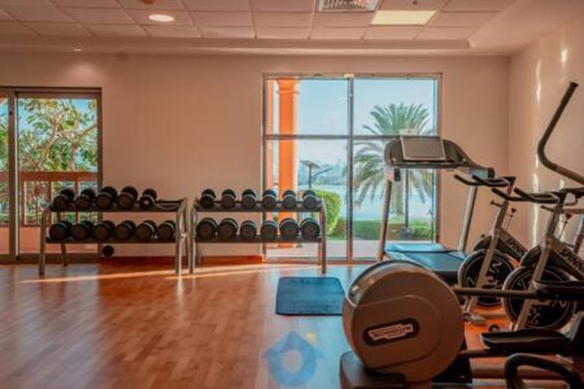 606sa Spacious 3-br Penthouse In Palm Jumeirah *