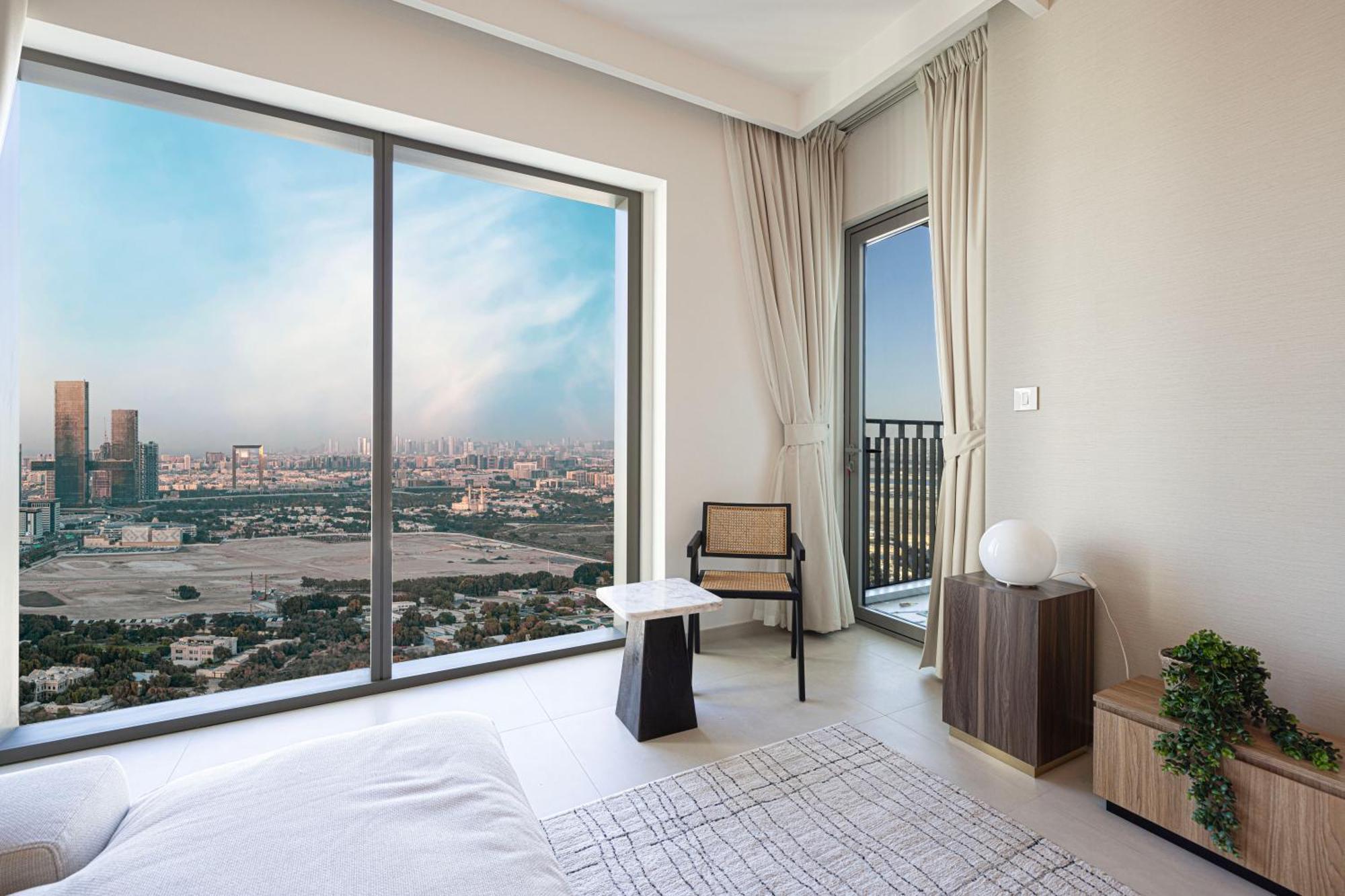 Downtown Chic 2 Bedroom I Mall Access I Views Of Burj Khalifa From Pool I Free Parking, Gym, Pool & Wi-fi I By Meerak Appartement Dubaï