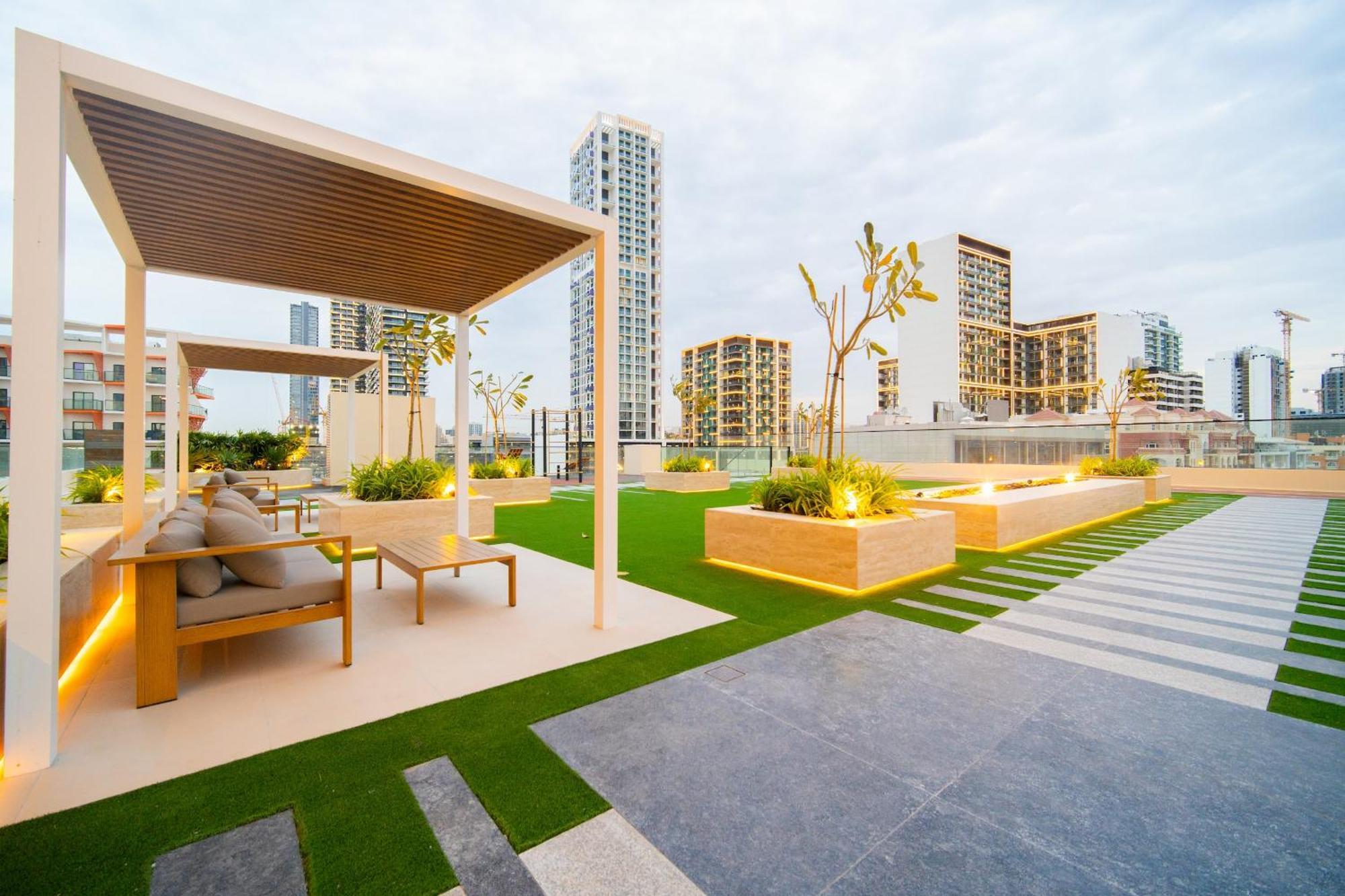 Skyline Views & Calm Nights - 1br Jvc And Free Baby Gear * Dubaï
