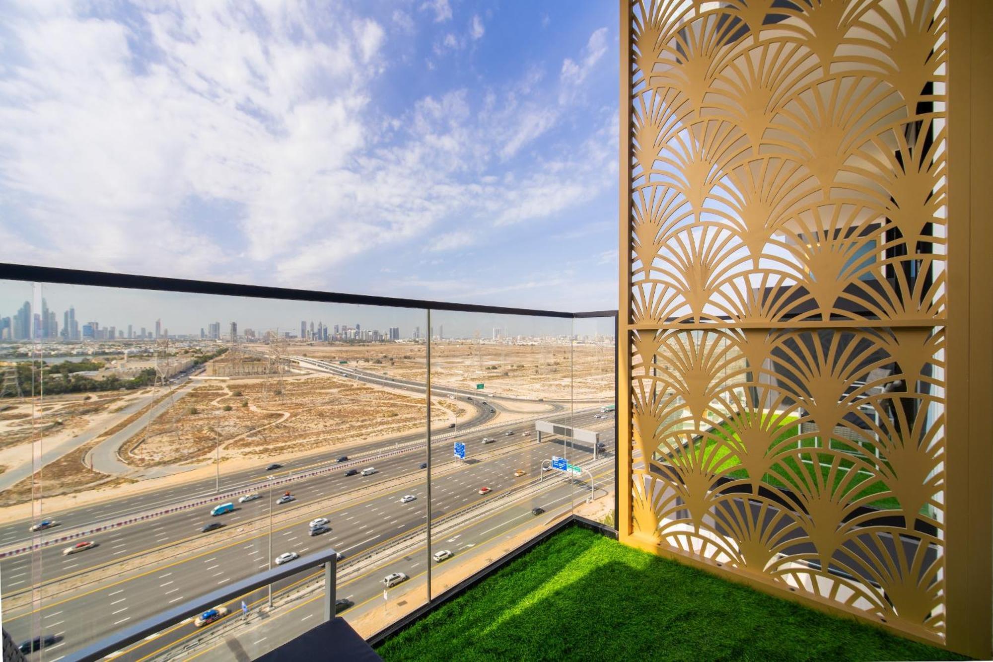 Skyline Views & Calm Nights - 1br Jvc And Free Baby Gear * Dubaï