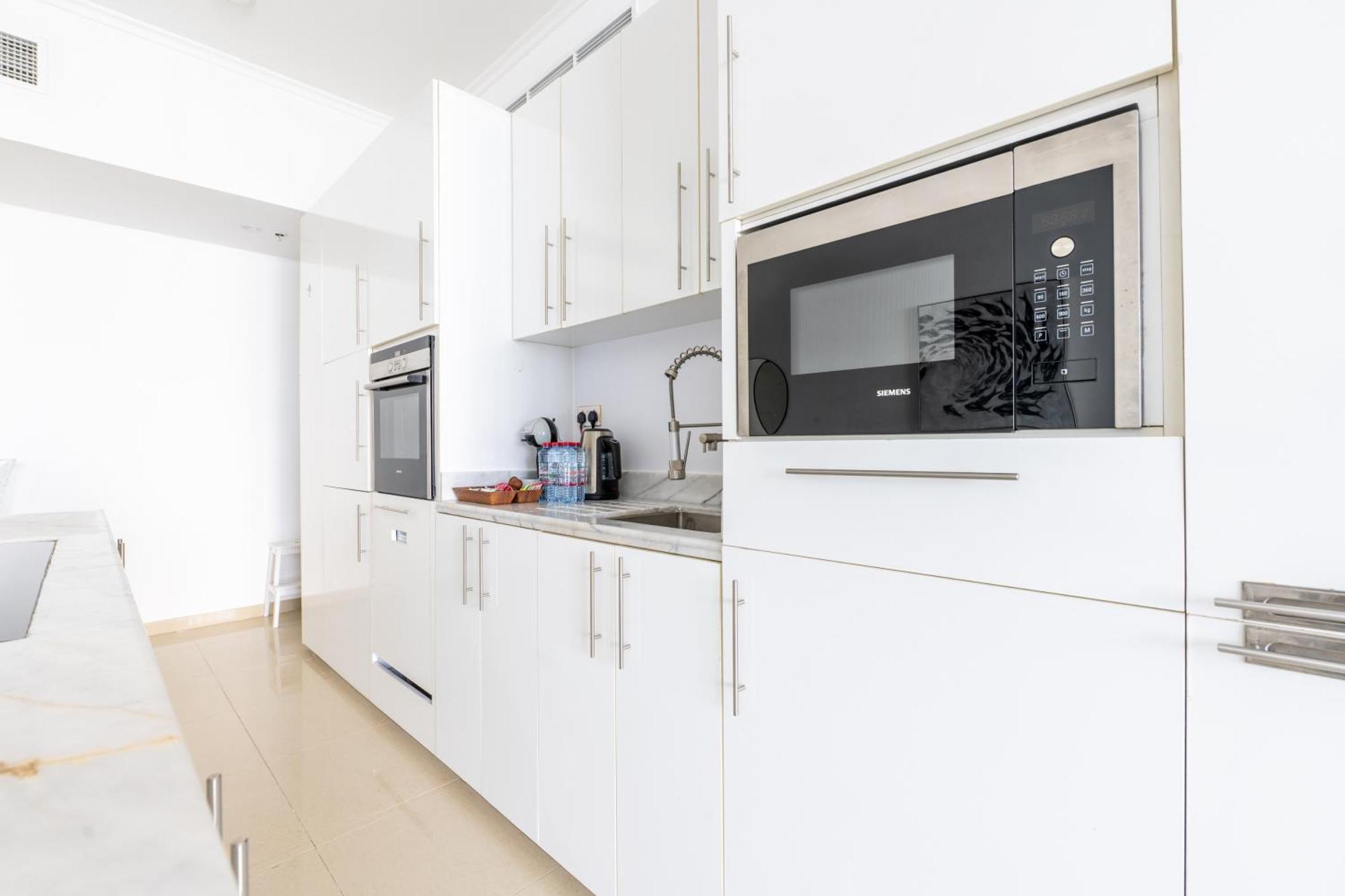 Marina View Haven - Luxurious 3-bedroom In Dec Towers * Dubaï