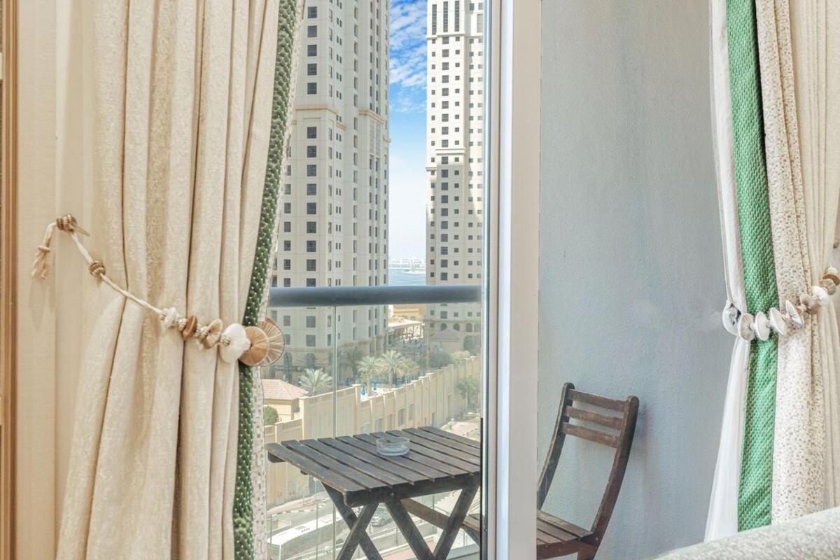 Stunning In Jbr - Near Tram *