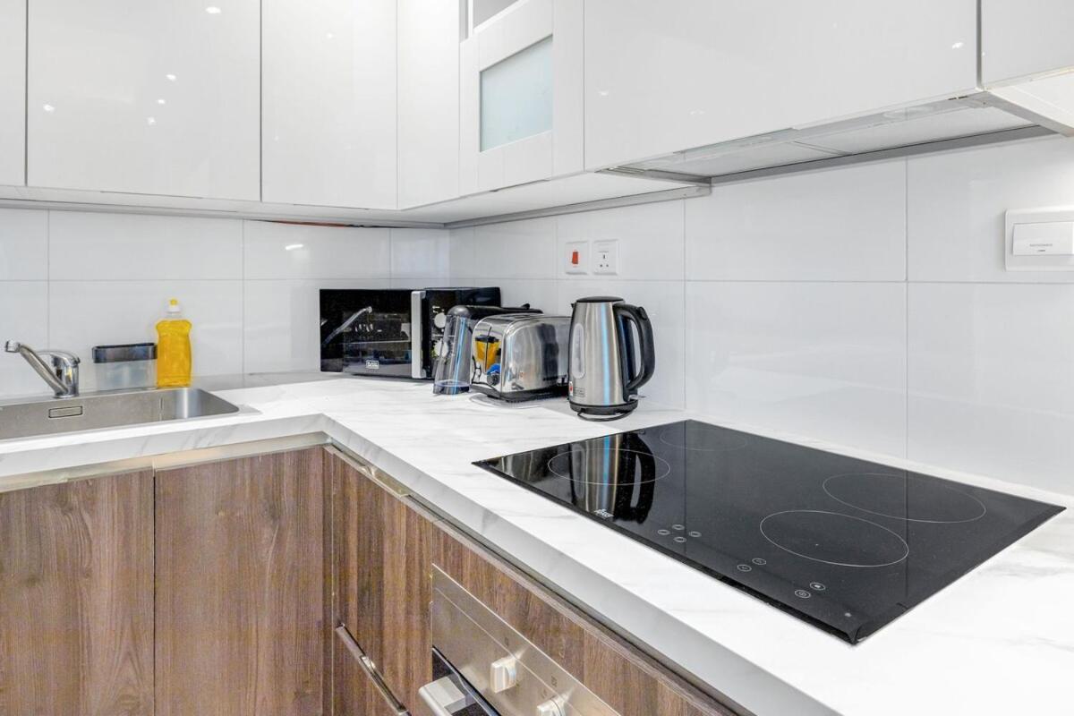 Stunning In Jbr - Near Tram * Dubaï