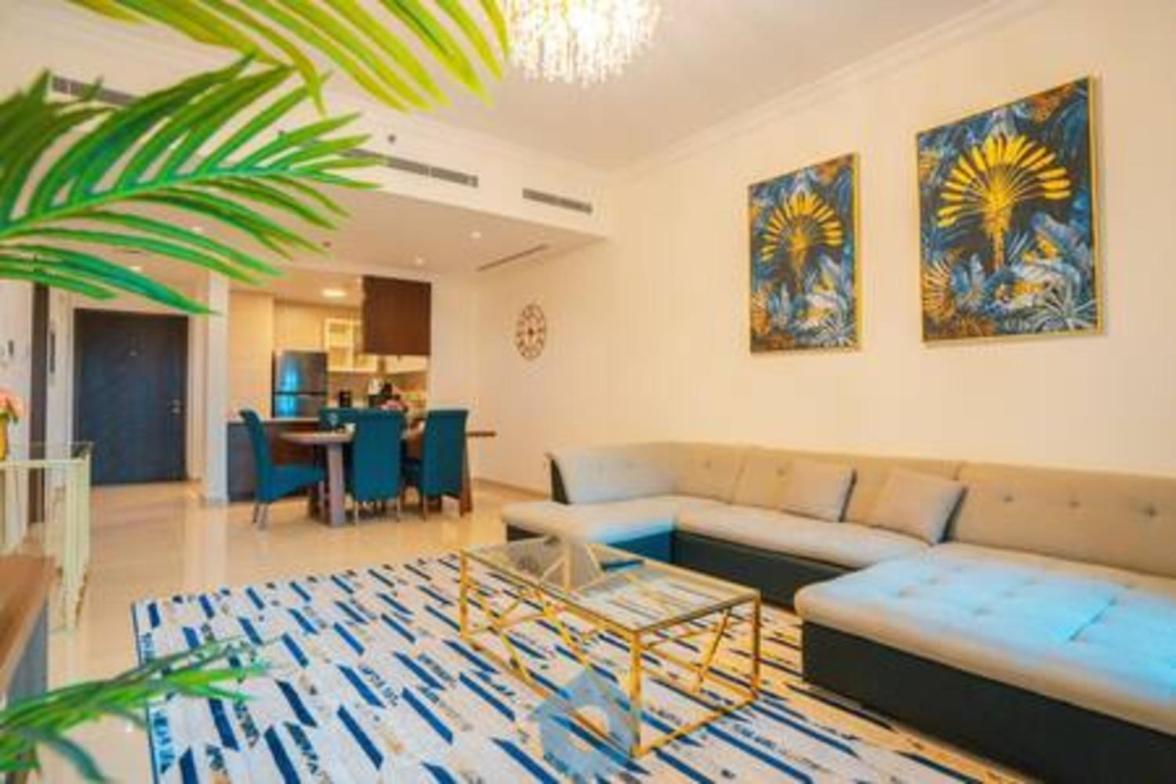 210sa Lavish Palm Jumeirah One Bhk With Pool View Appartement Dubaï