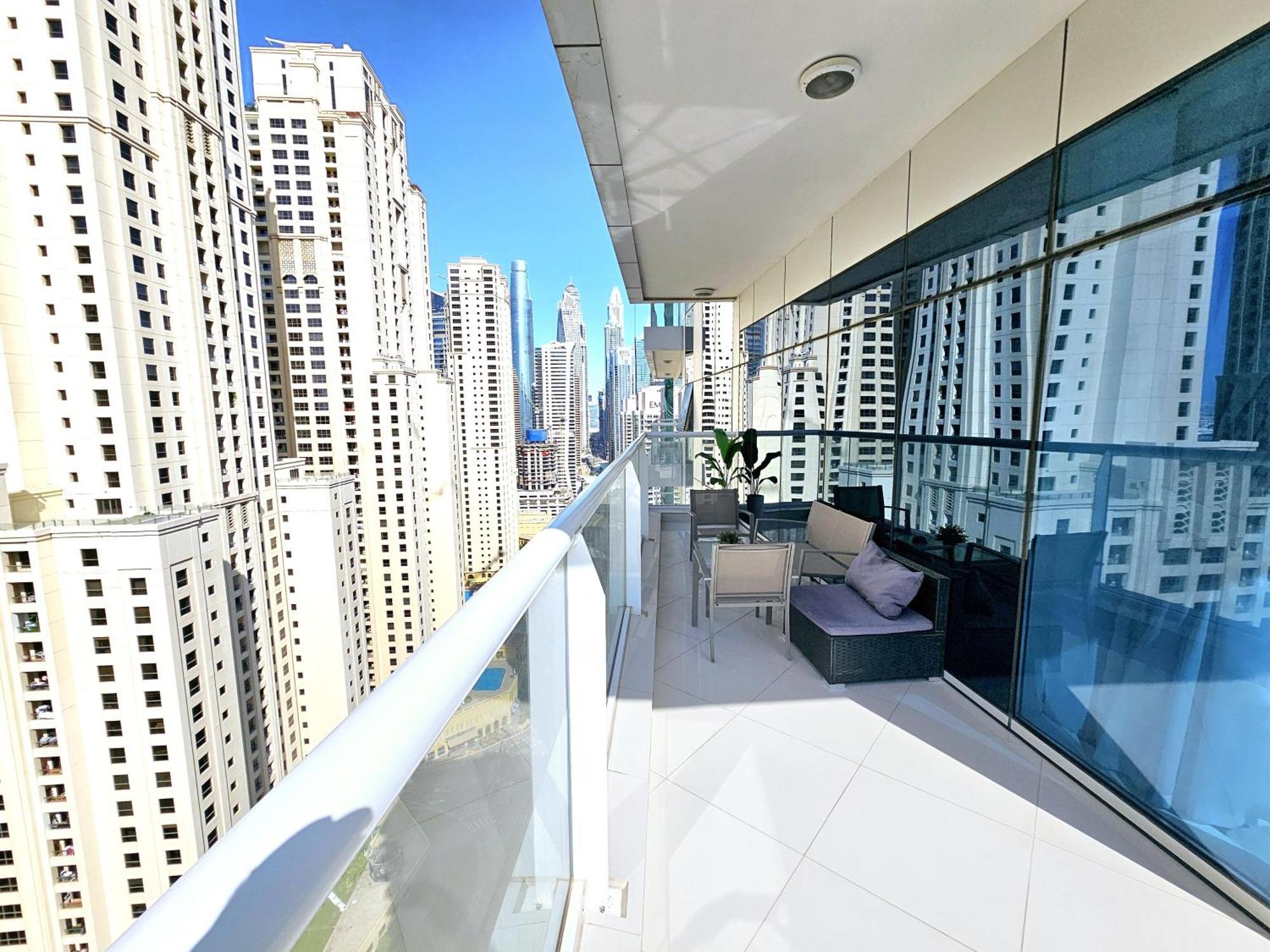 Apartment Sunrise Homes - 2 Bedroom With Panoramic Marina Views *