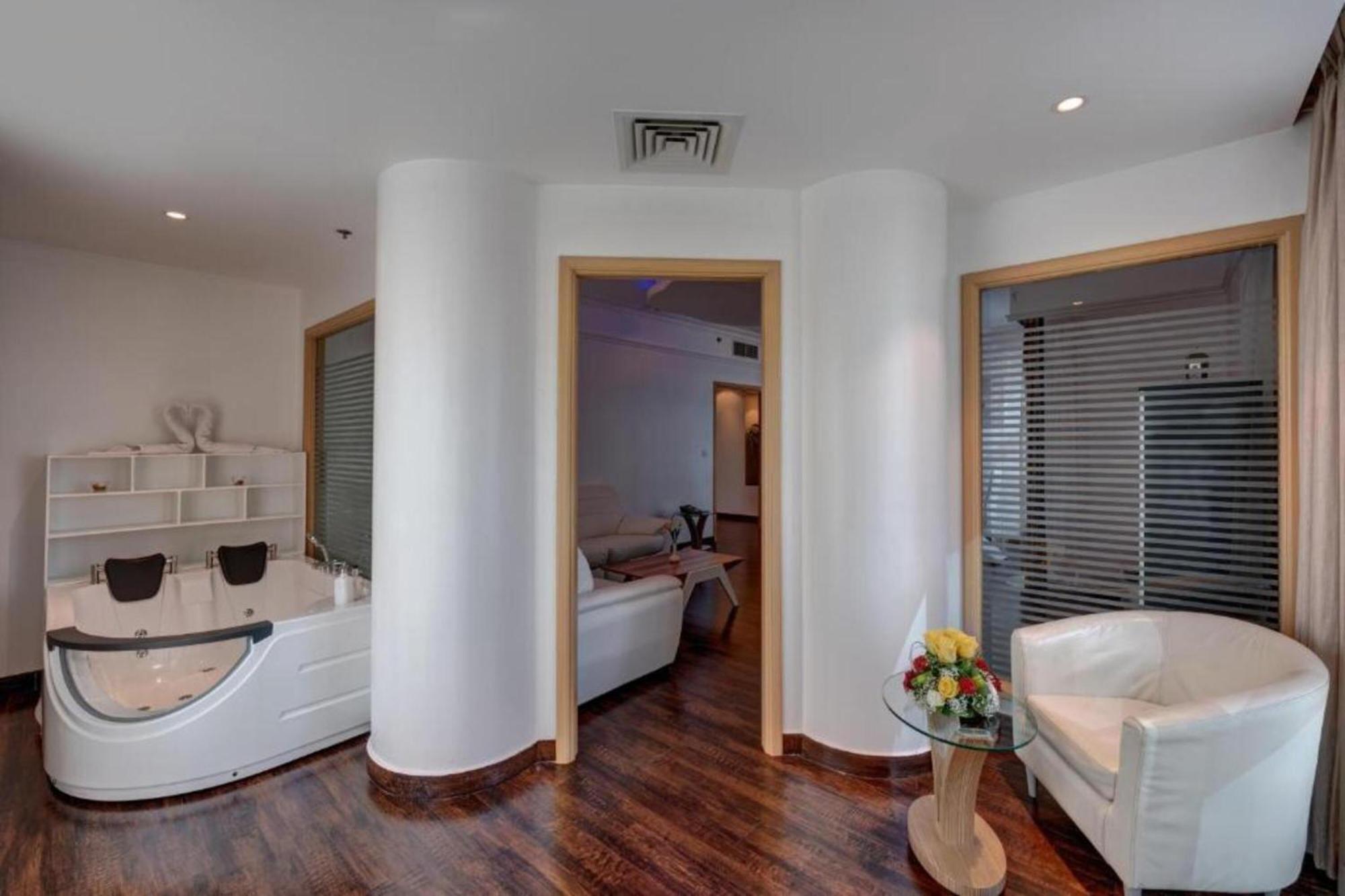Hotell Dancenter Prime Sheikh Zayed Road Luxury Difc