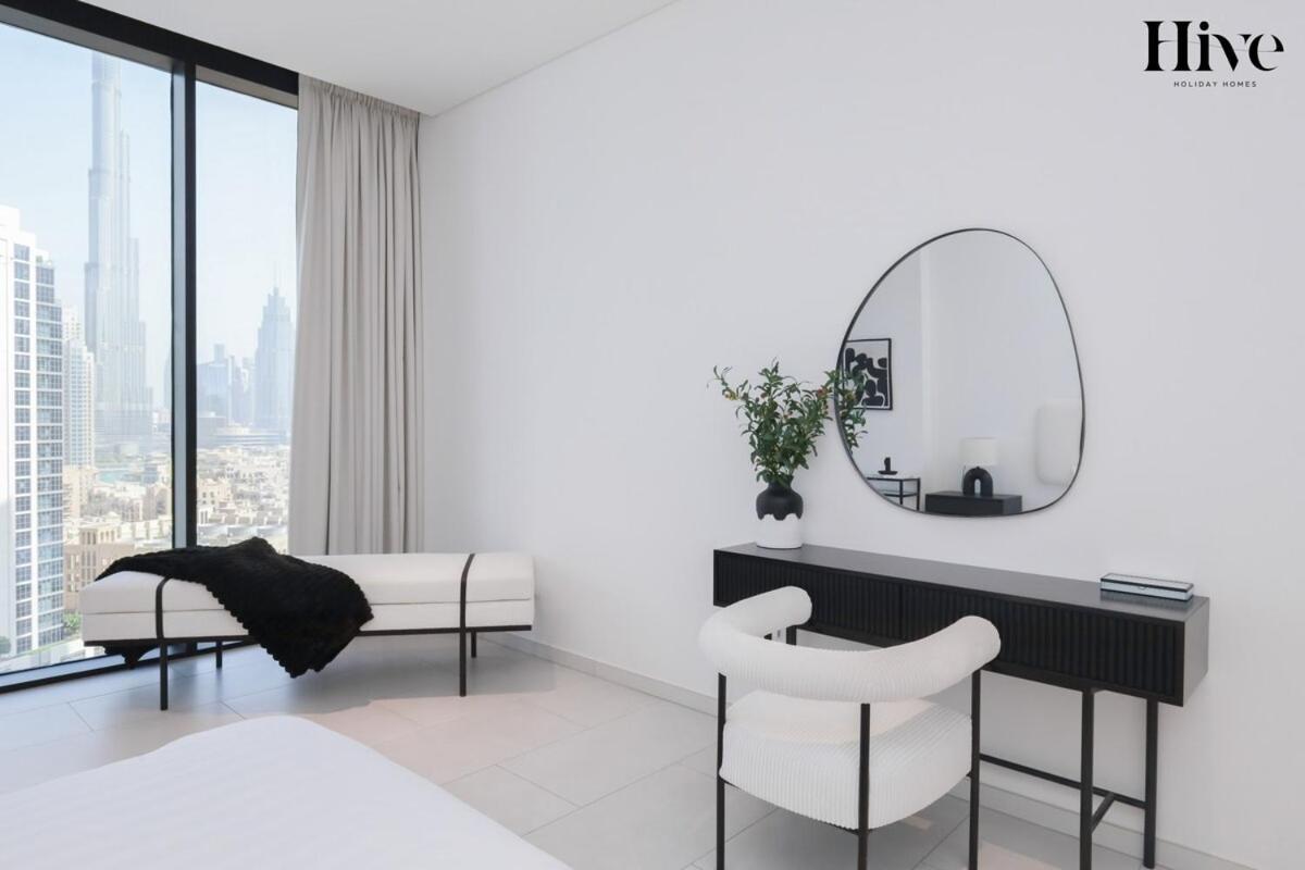 Elegant 1 Bed With Burj Khalifa Views * Dubaï
