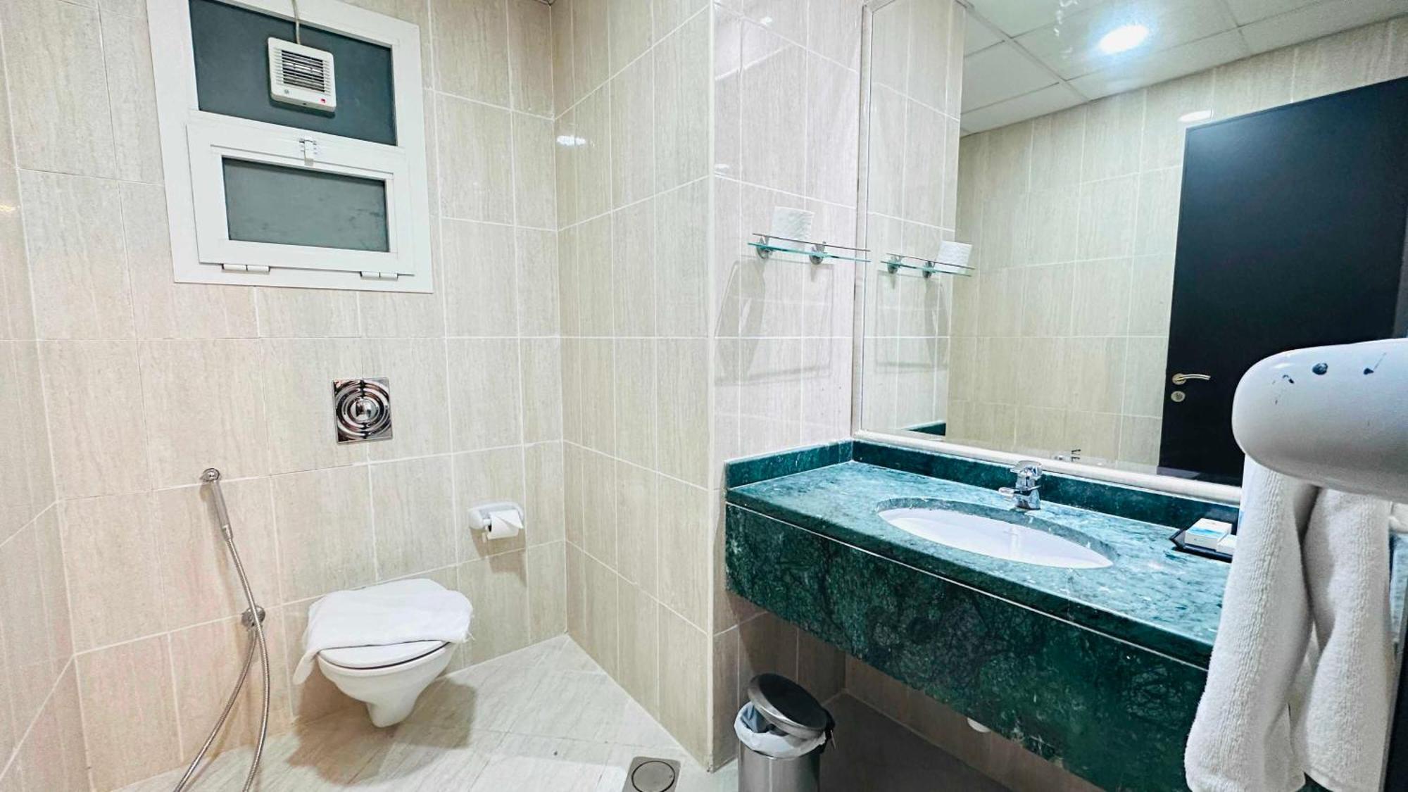 Dancenter Prime Sheikh Zayed Road Luxury Difc Dubaï