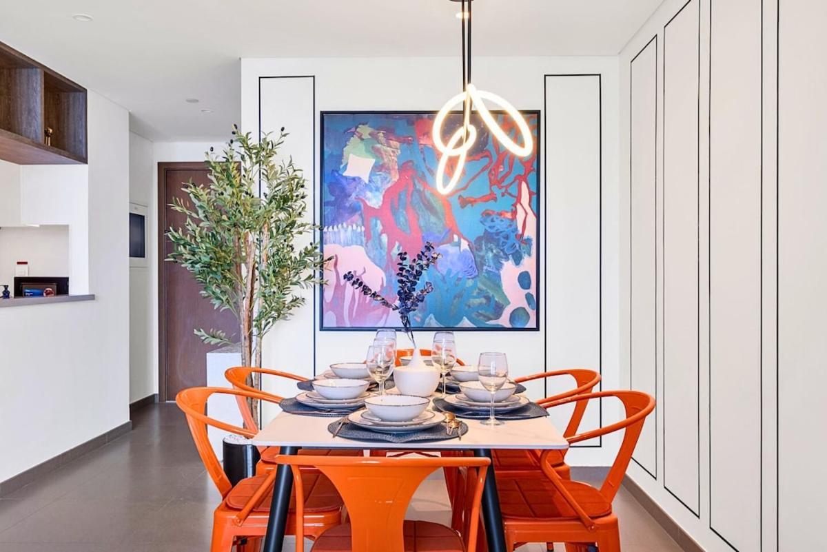 Vibrant Luxe Burj Khalifa Views-dubai Mall Access By Maxx Value Homes Appartement Dubaï