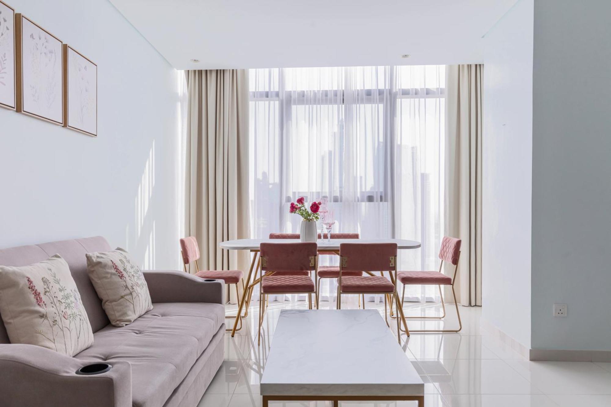 Unique 2br With Infinity Pool View On Burj Khalifa * Dubaï