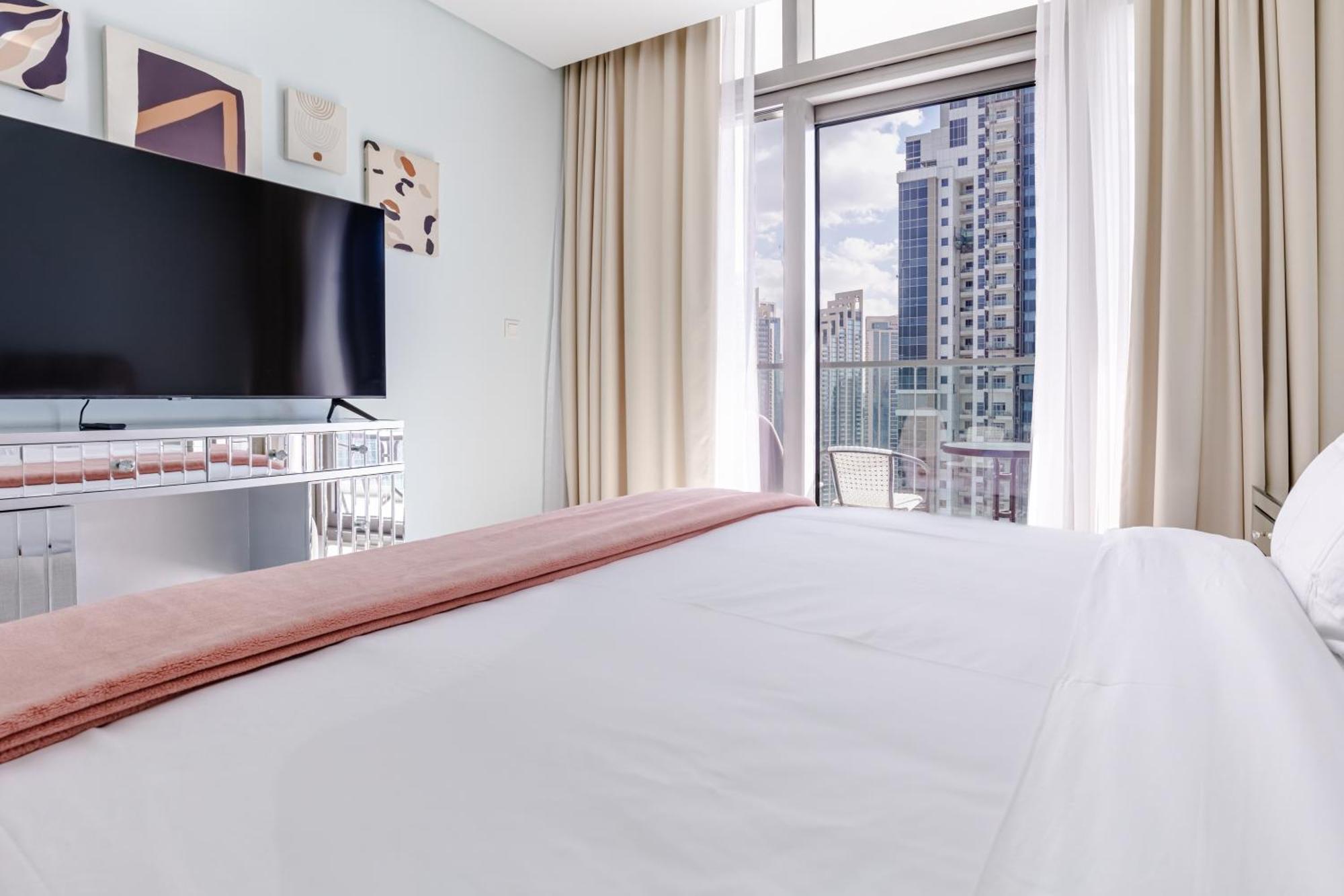 Unique 2br With Infinity Pool View On Burj Khalifa * Dubaï