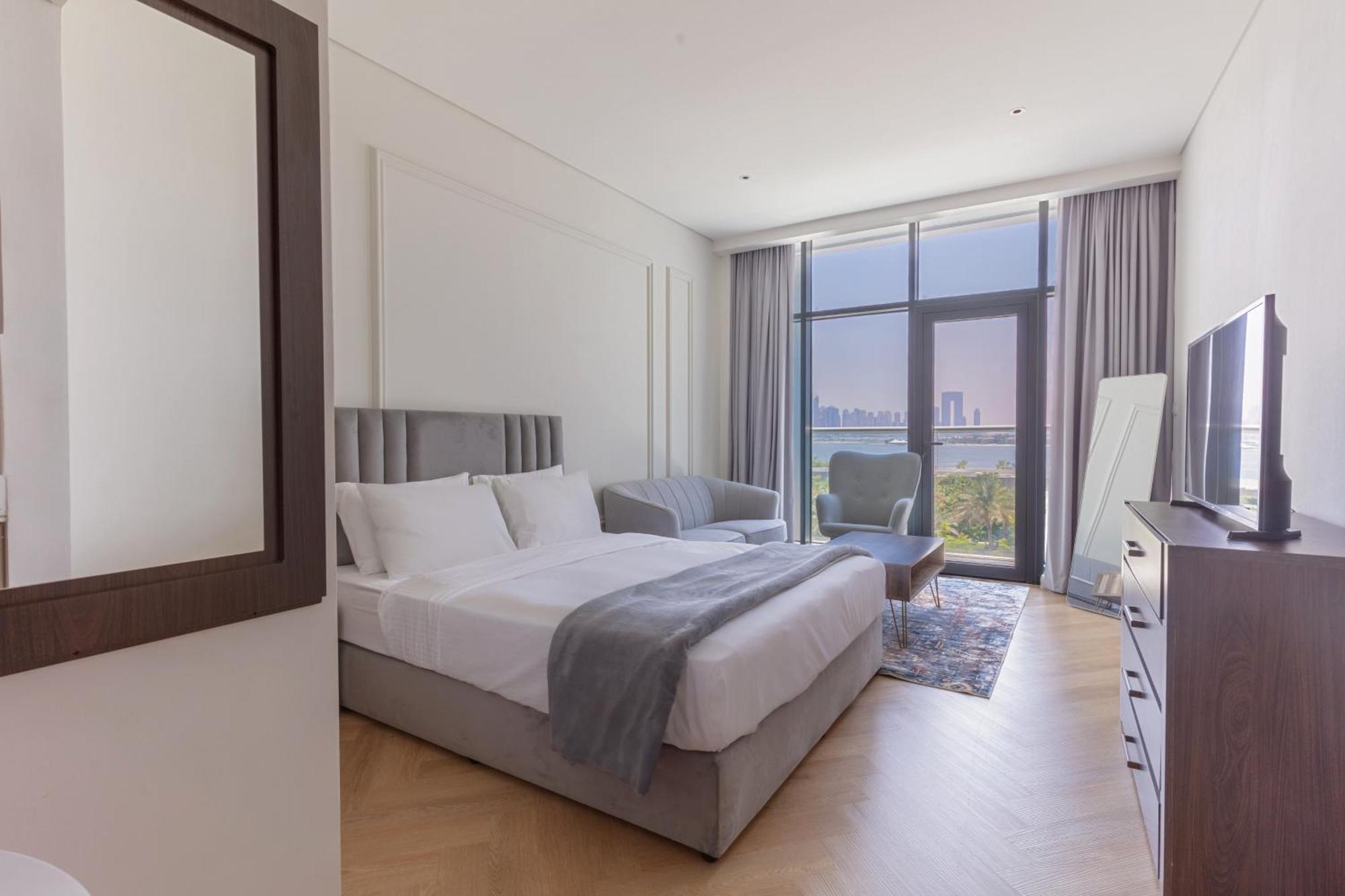 Fully-equipped Palm Jumeirah, Seven * Dubaï