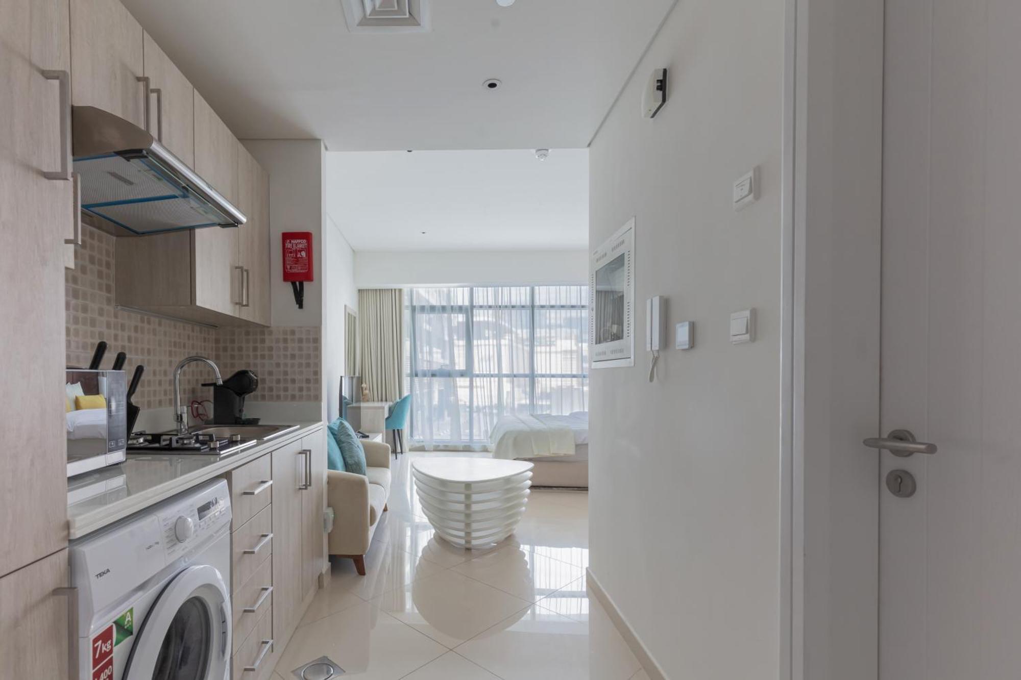 Fully-equipped Palm Jumeirah, Seven *