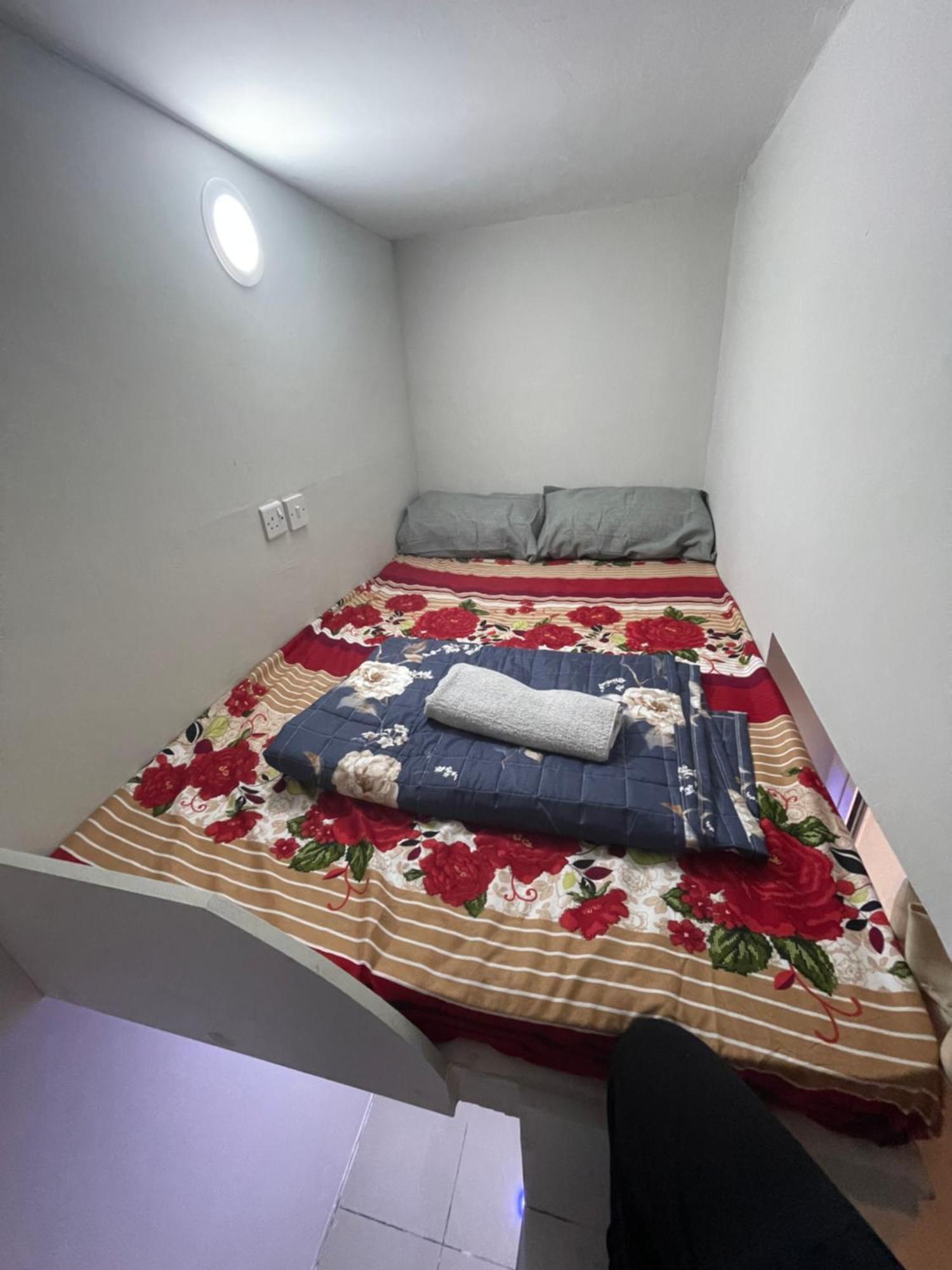 Cozy Pods Near Dxb Maison d'hôtes *