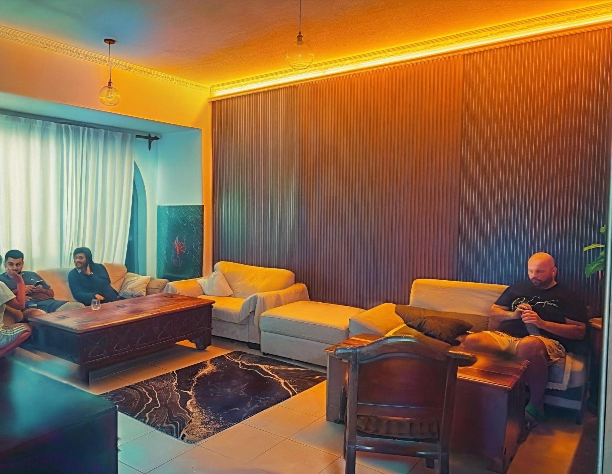 King Bed - * Dubaï