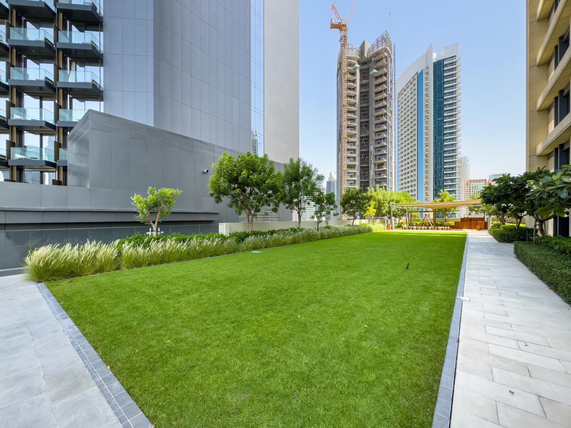 2bdr Led Side Burj Khalifa Views Opposite Mall Appartement Dubaï