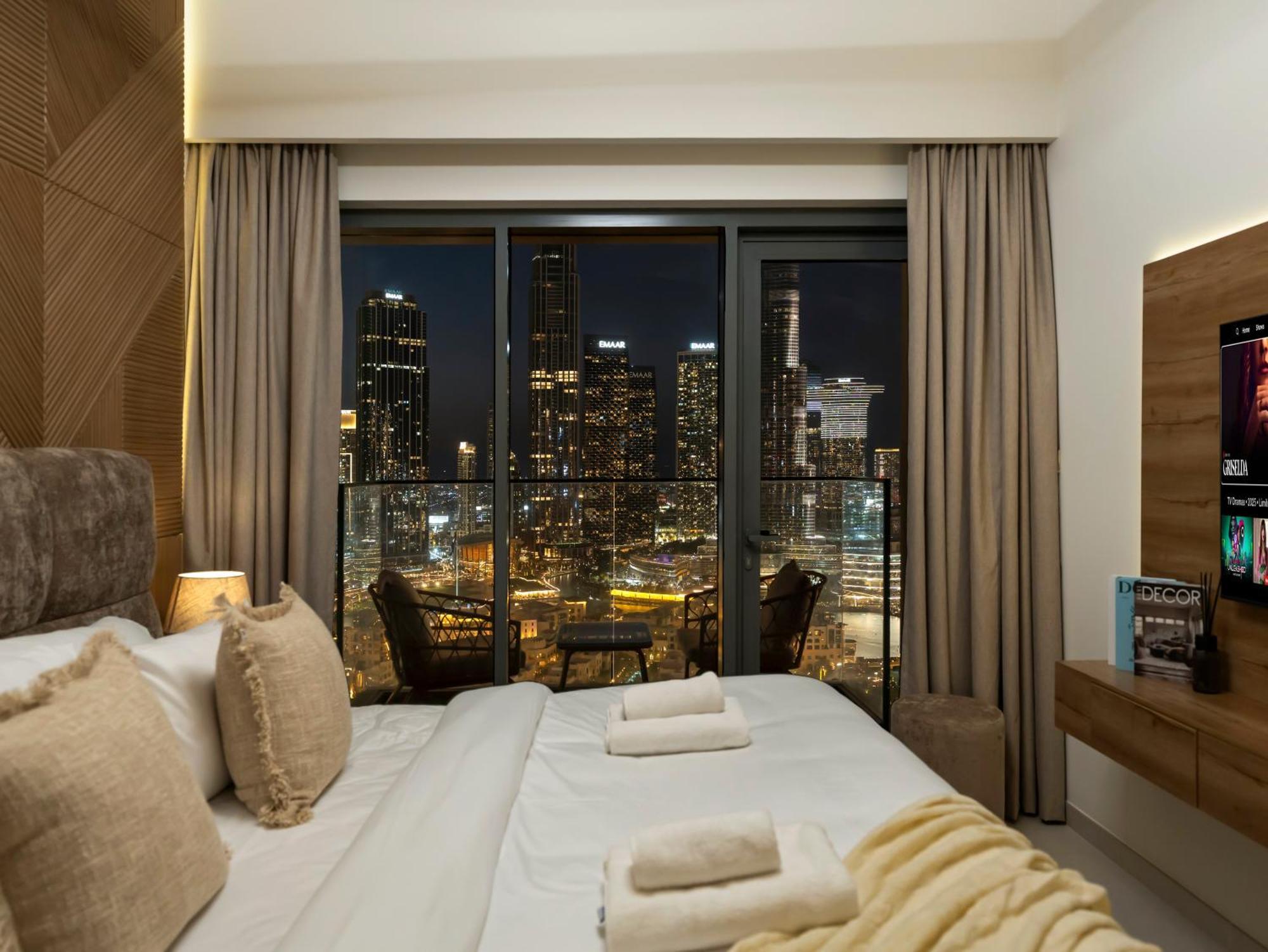 2bdr Led Side Burj Khalifa Views Opposite Mall * Dubaï