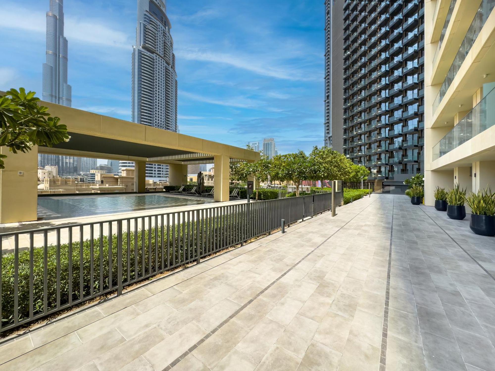 2bdr Led Side Burj Khalifa Views Opposite Mall Appartement *