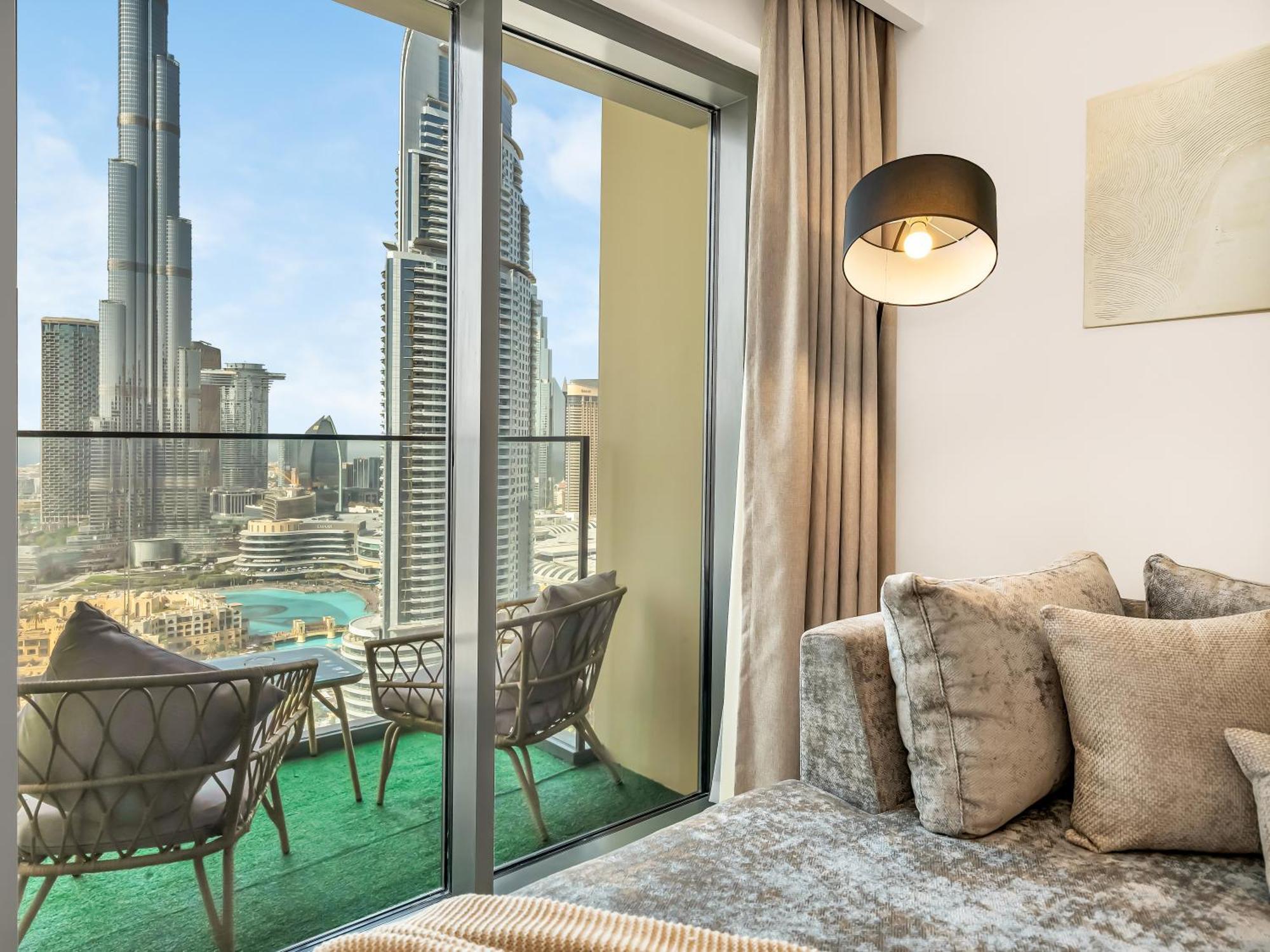 2bdr Led Side Burj Khalifa Views Opposite Mall Appartement Dubaï