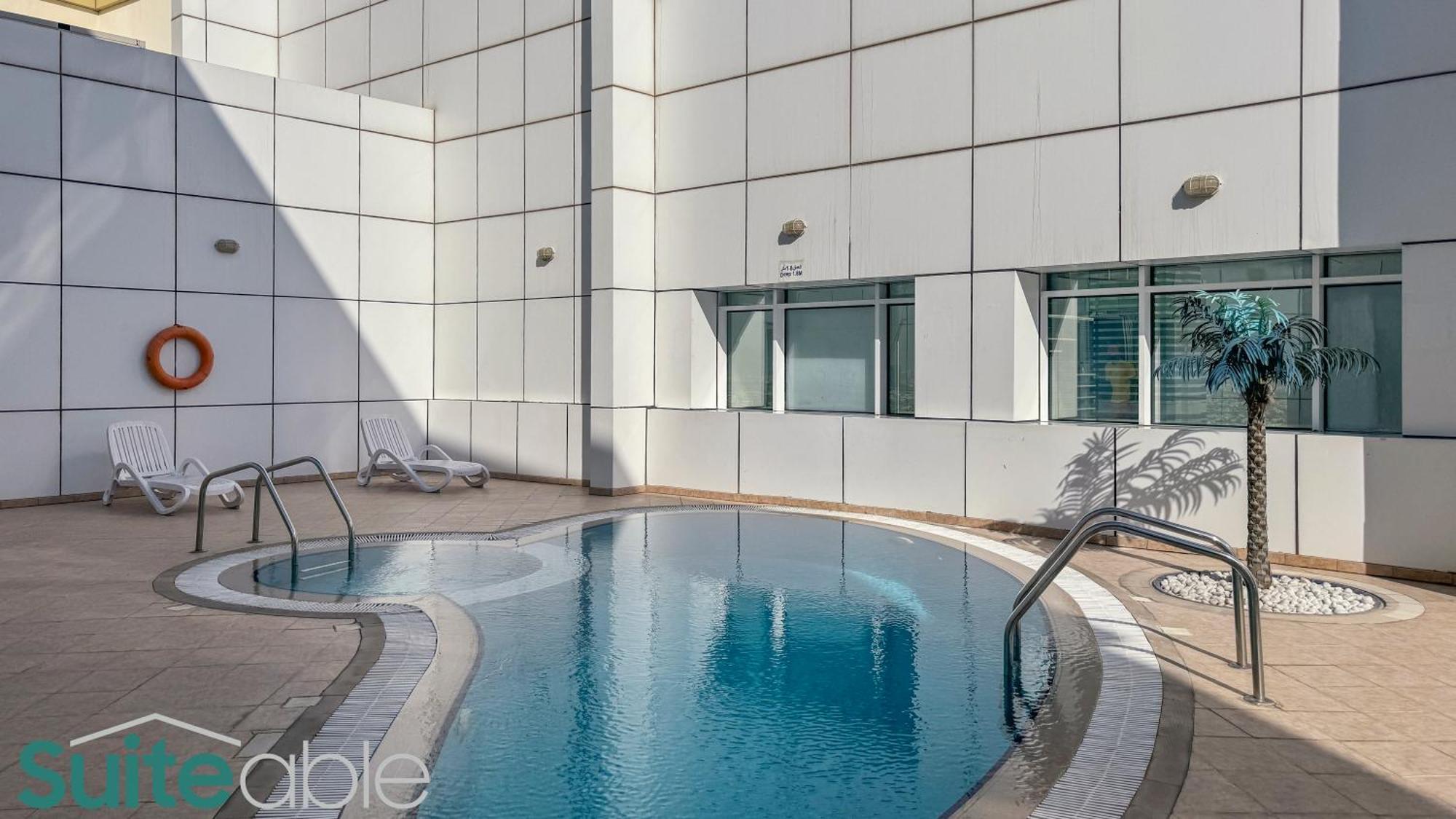 Stylish 1 Bedroom Near Metro Station In Jlt Appartement *