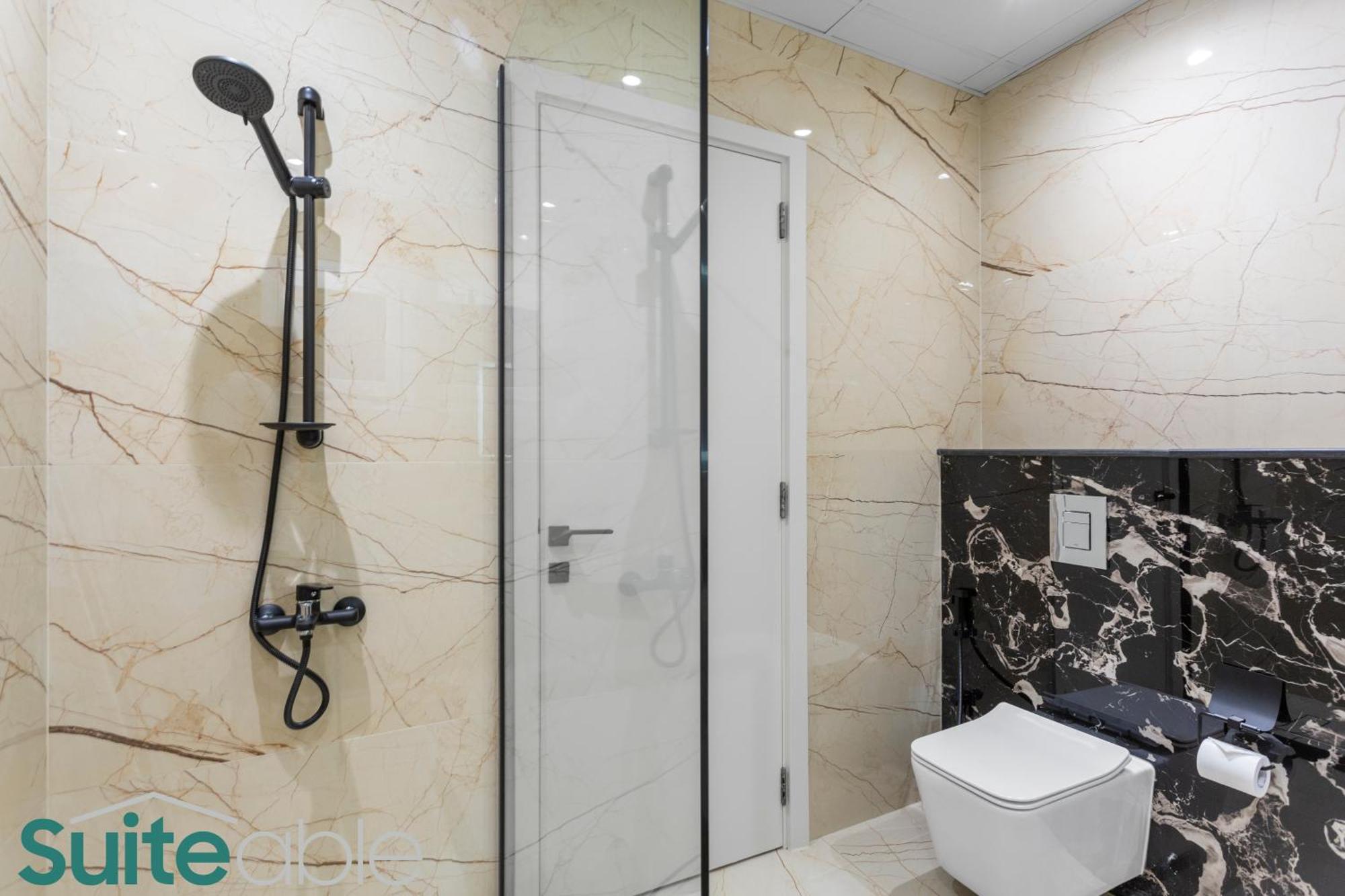 Stylish 1 Bedroom Near Metro Station In Jlt * Dubaï