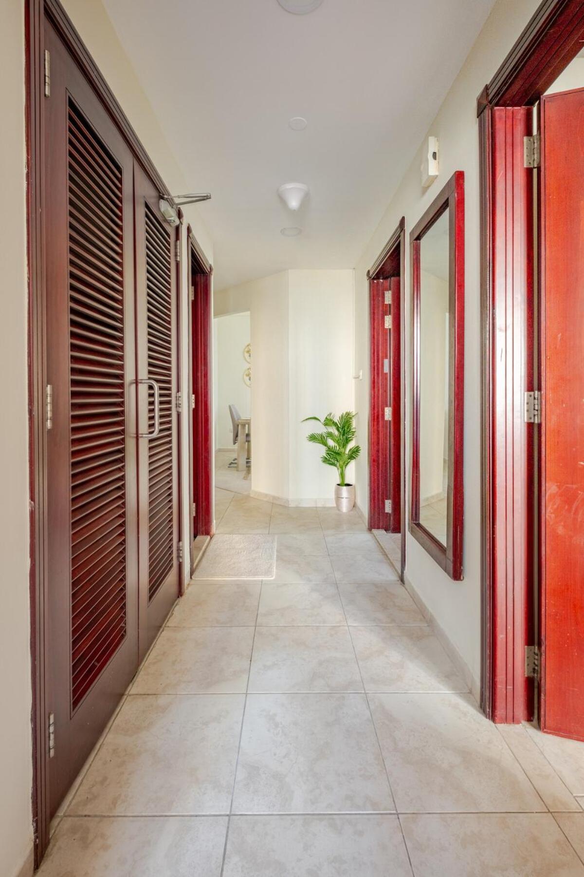 Stylish Marina View With Private Marina Walk Access *
