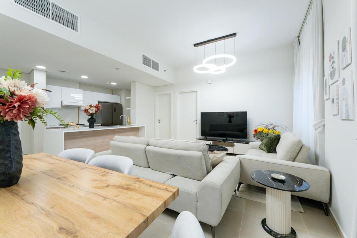 Veluxa - Renovated 1bhk Next To Golf * Dubaï
