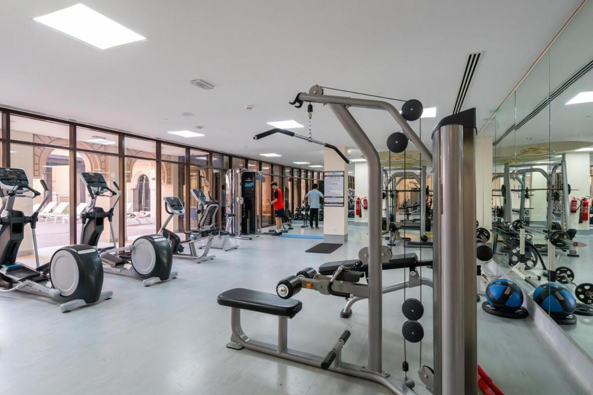 Veluxa - Renovated 1bhk Next To Golf