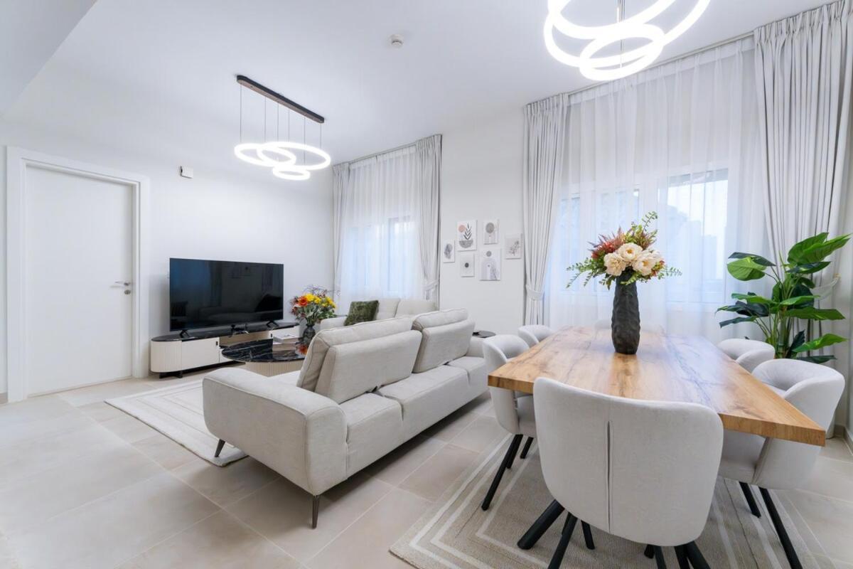 Appartement Veluxa - Renovated 1bhk Next To Golf
