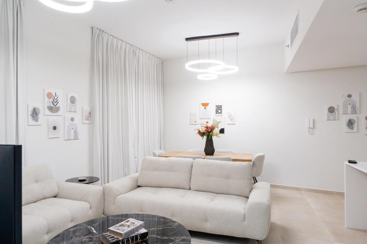 Apartment Veluxa - Renovated 1bhk Next To Golf