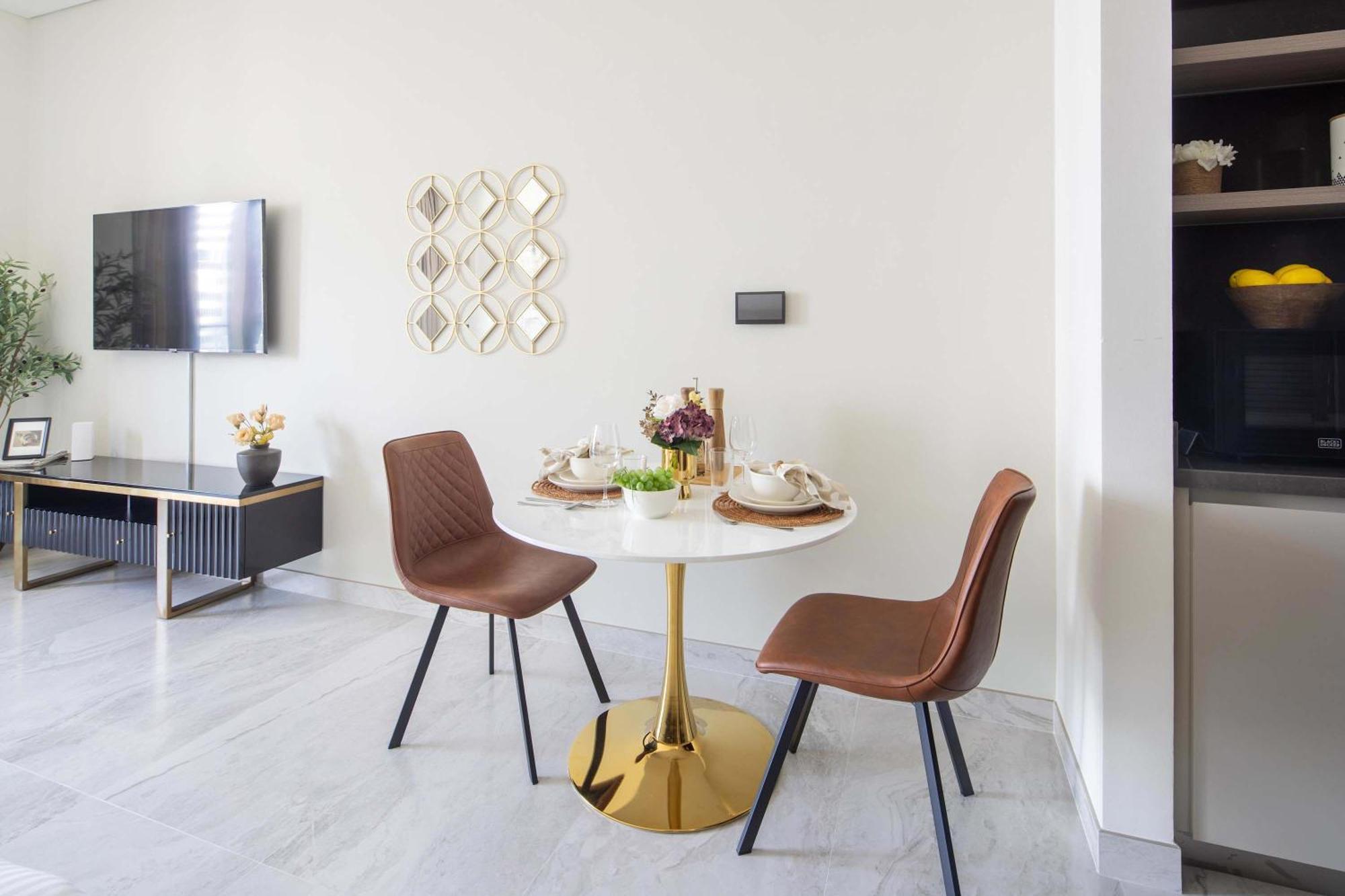 Frank Porter - Peninsula Five Appartement Dubaï