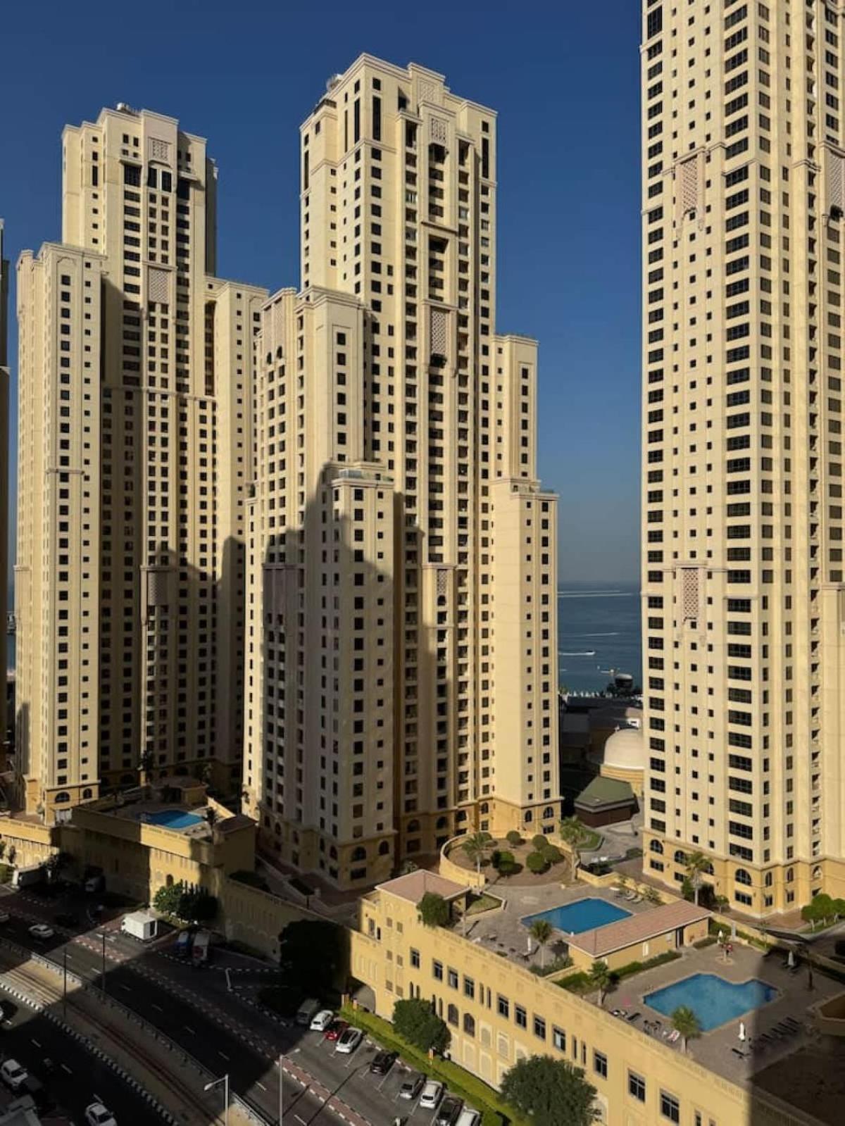 Superb Marina Views I Sleeps 5 * Dubai