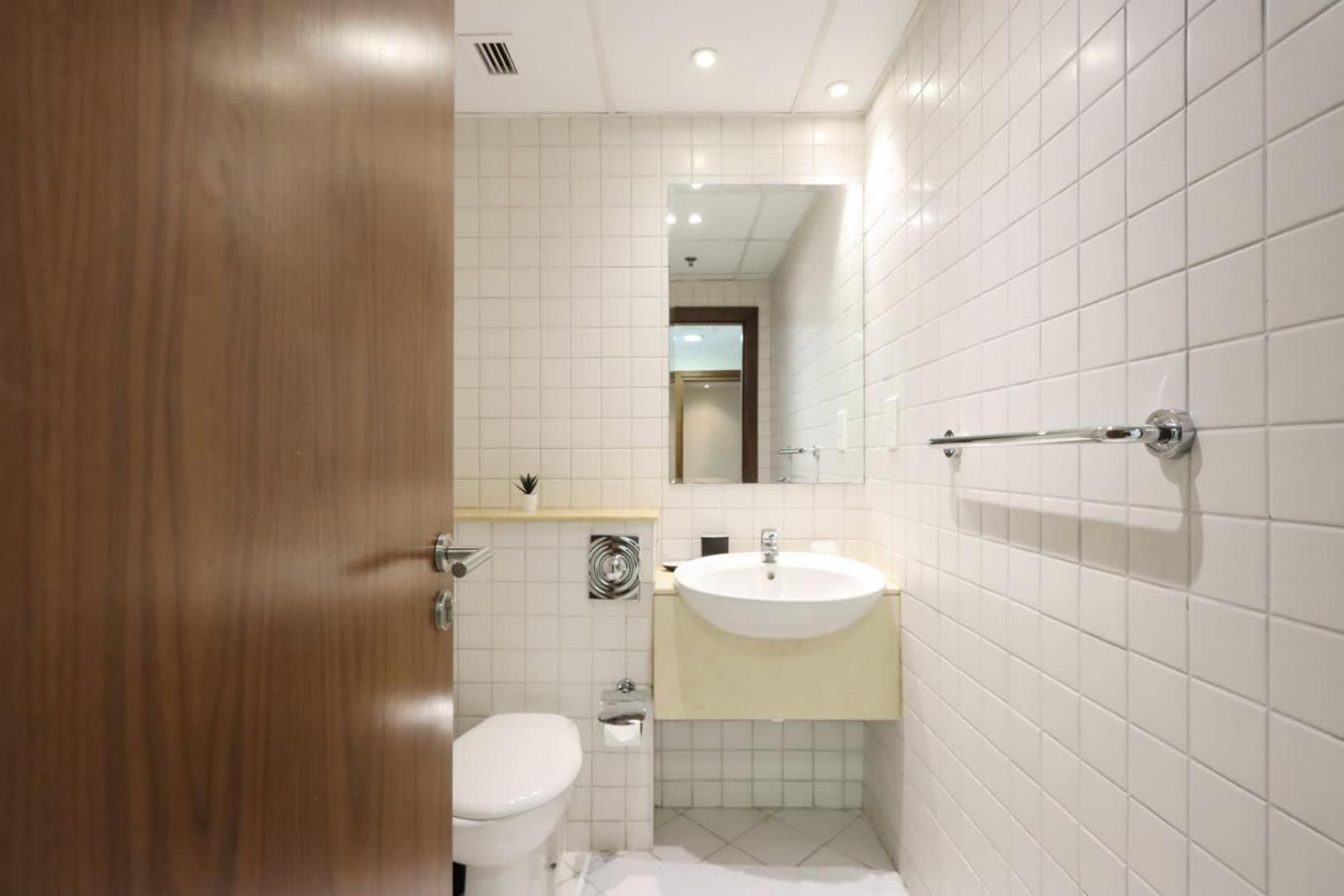 Livbnb-stylish 1br With Marina Views Close To The Appartement Dubaï