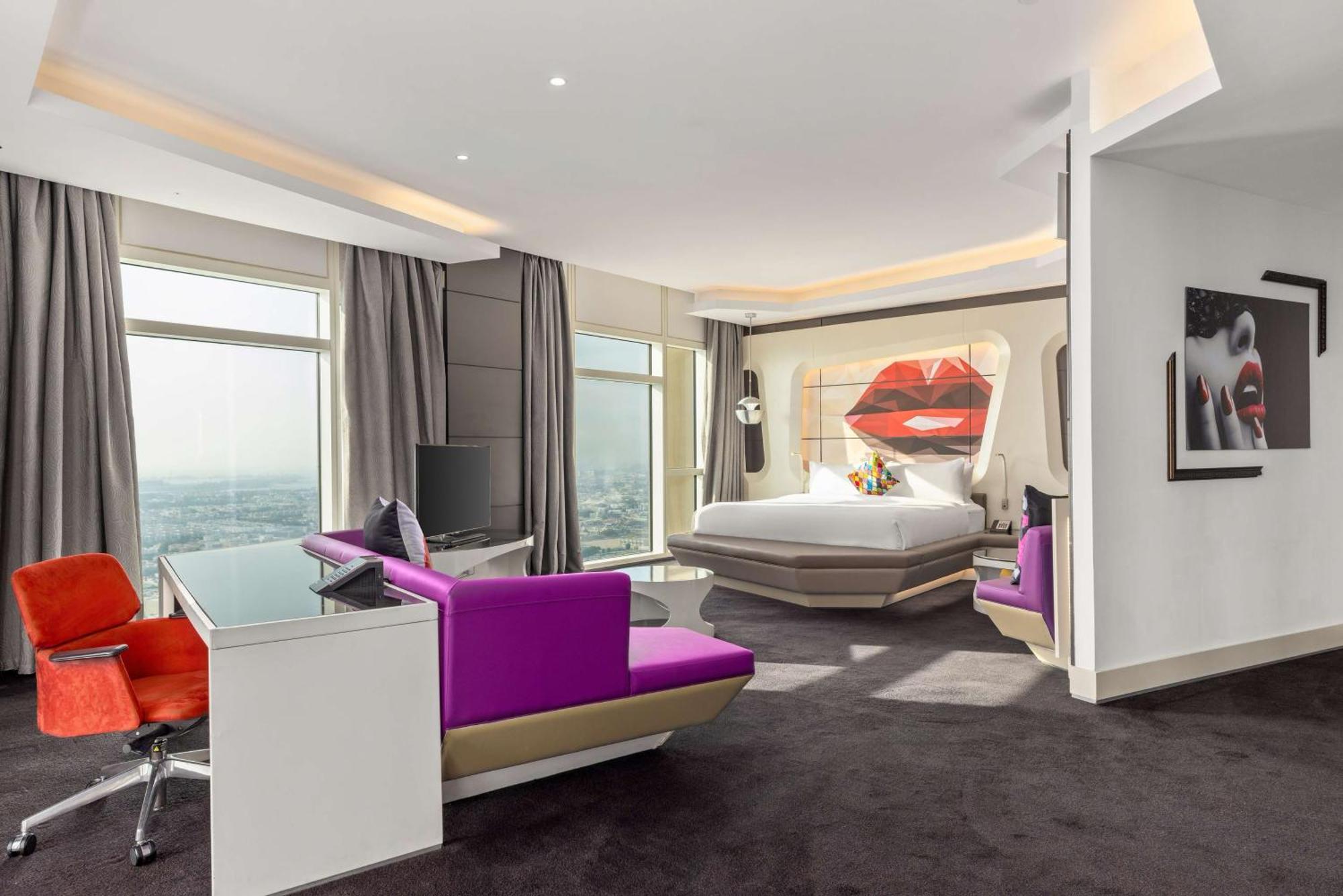 V Dubai, Curio Collection By Hilton Hotel Dubai