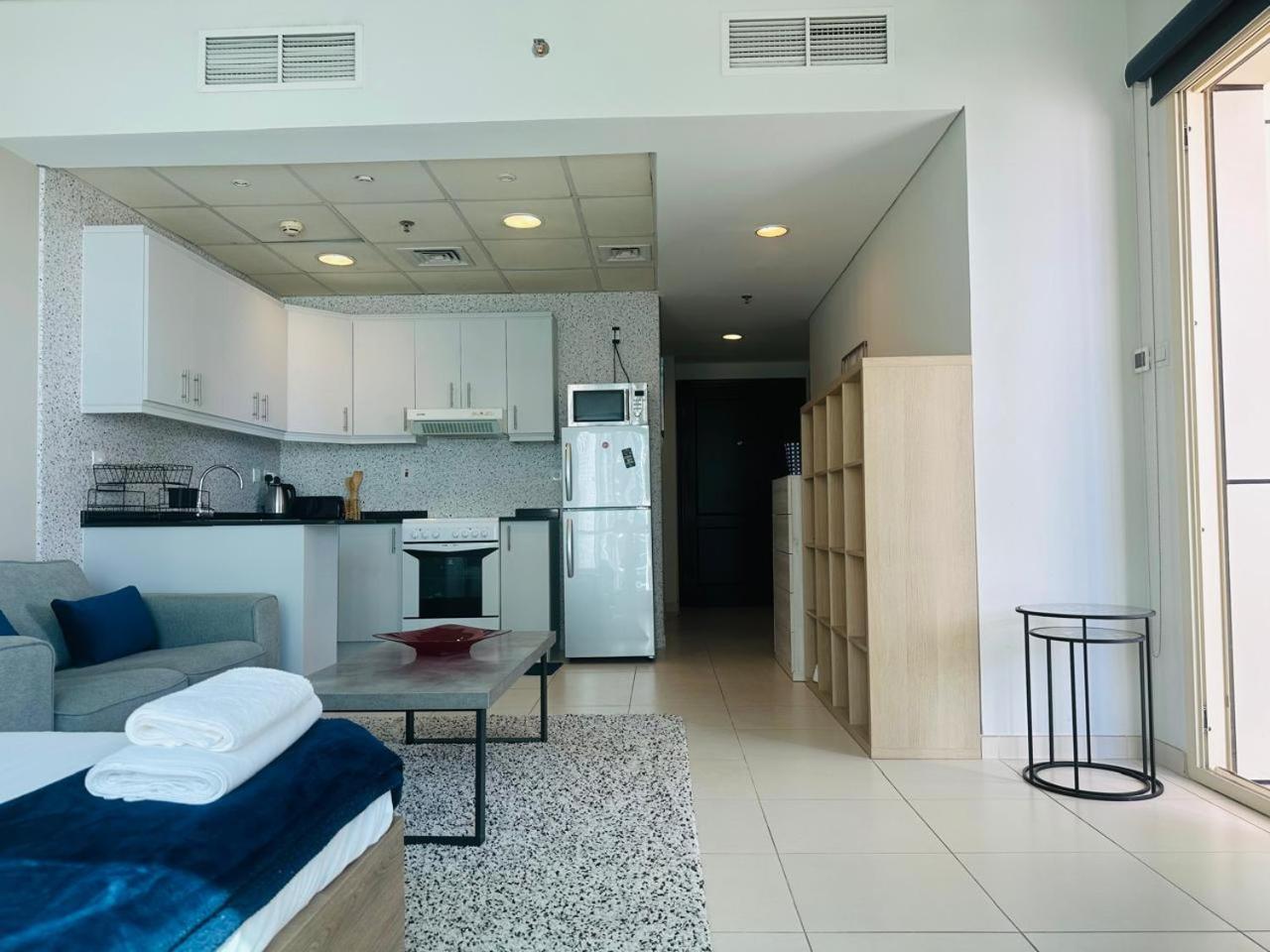 Appartement Sunrise Homes - Near Jbr With Huge Balcony - Harbour Views Dubaï
