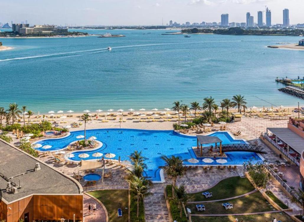 Tiara Residence Deluxe 3 Bedroom Apartment With Private Beach, Burj & Atlantis Sea View Dubaï