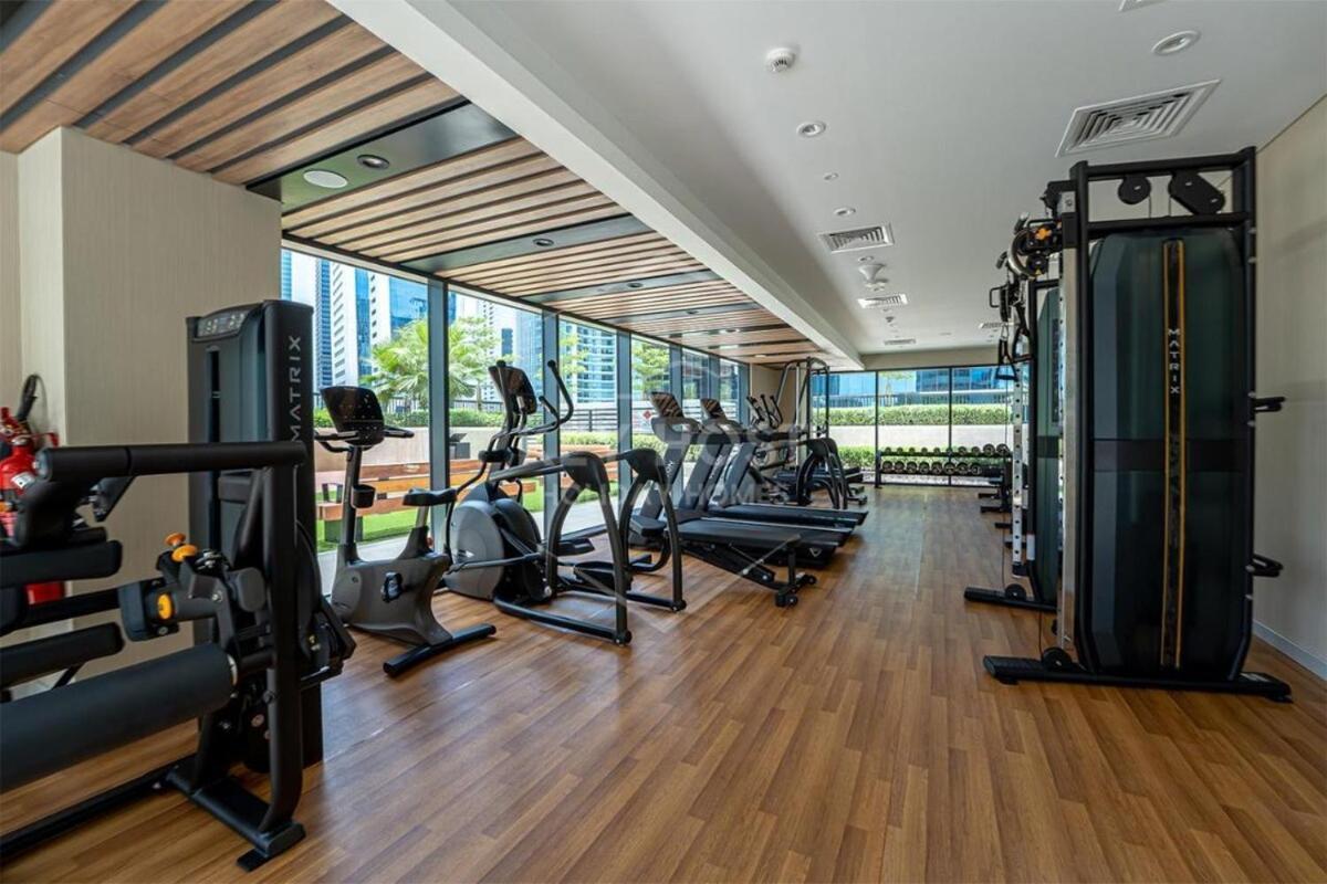 Burj Bliss - Canal-view Luxury 1br Downtown Appartement Dubaï