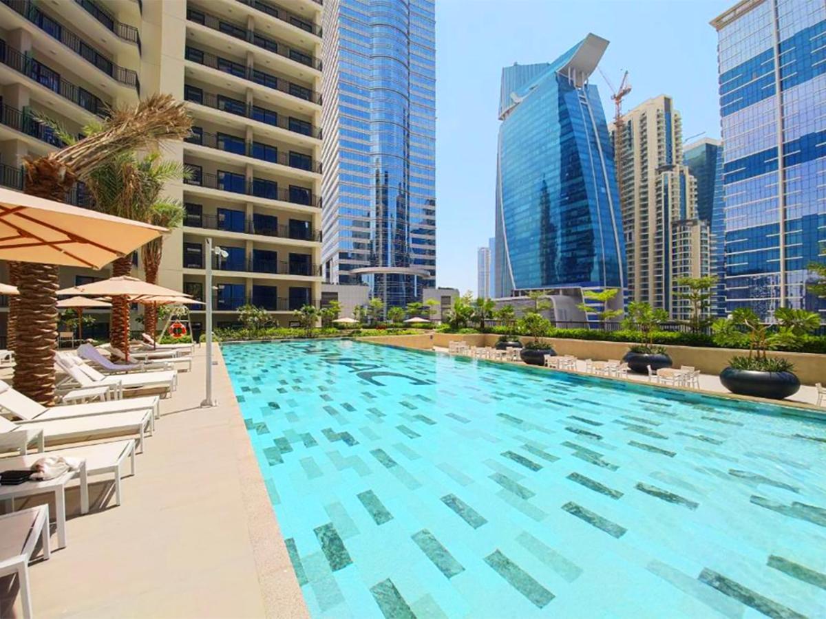 Burj Bliss - Canal-view Luxury 1br Downtown Appartement Dubaï