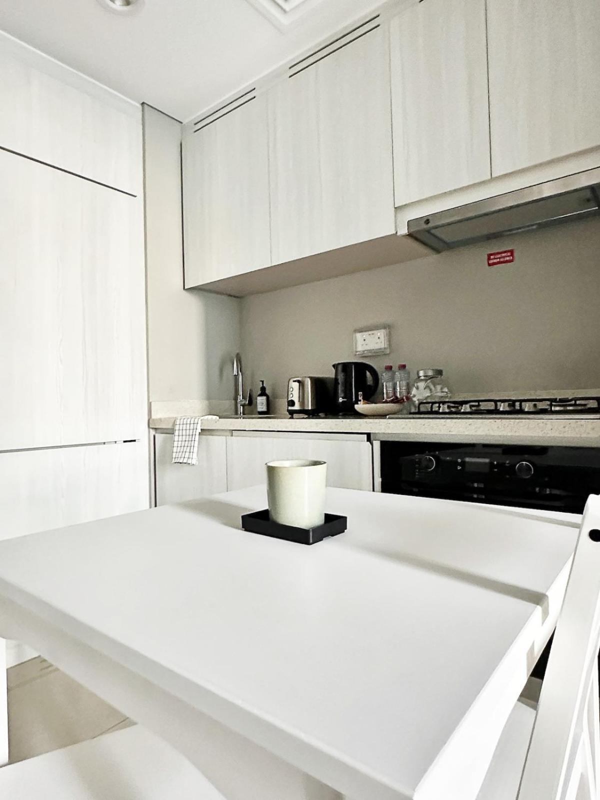 Appartement Burj Bliss - Canal-view Luxury 1br Downtown Dubaï